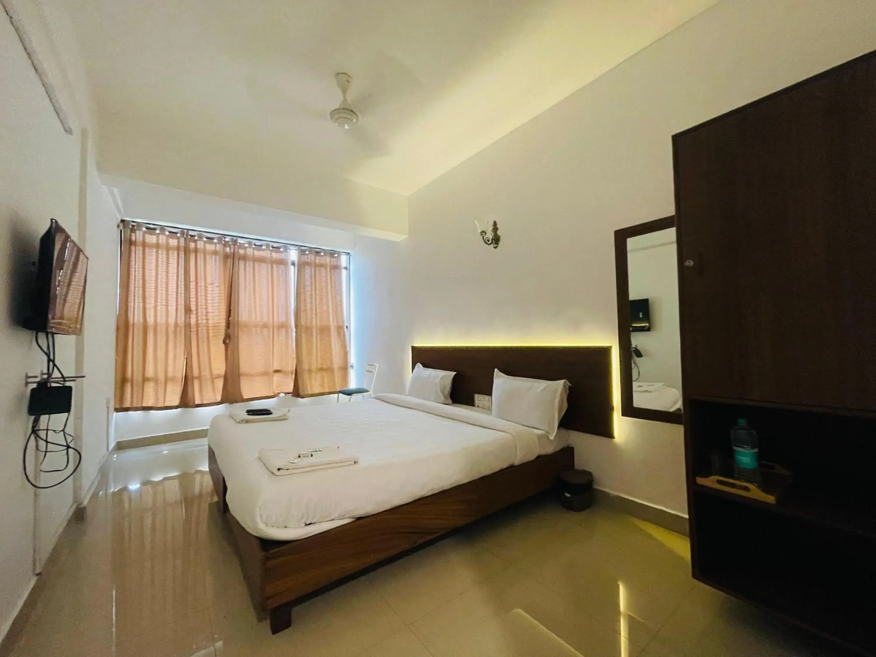 Bed in ZEKE HOTELS Bed in ZEKE HOTELS