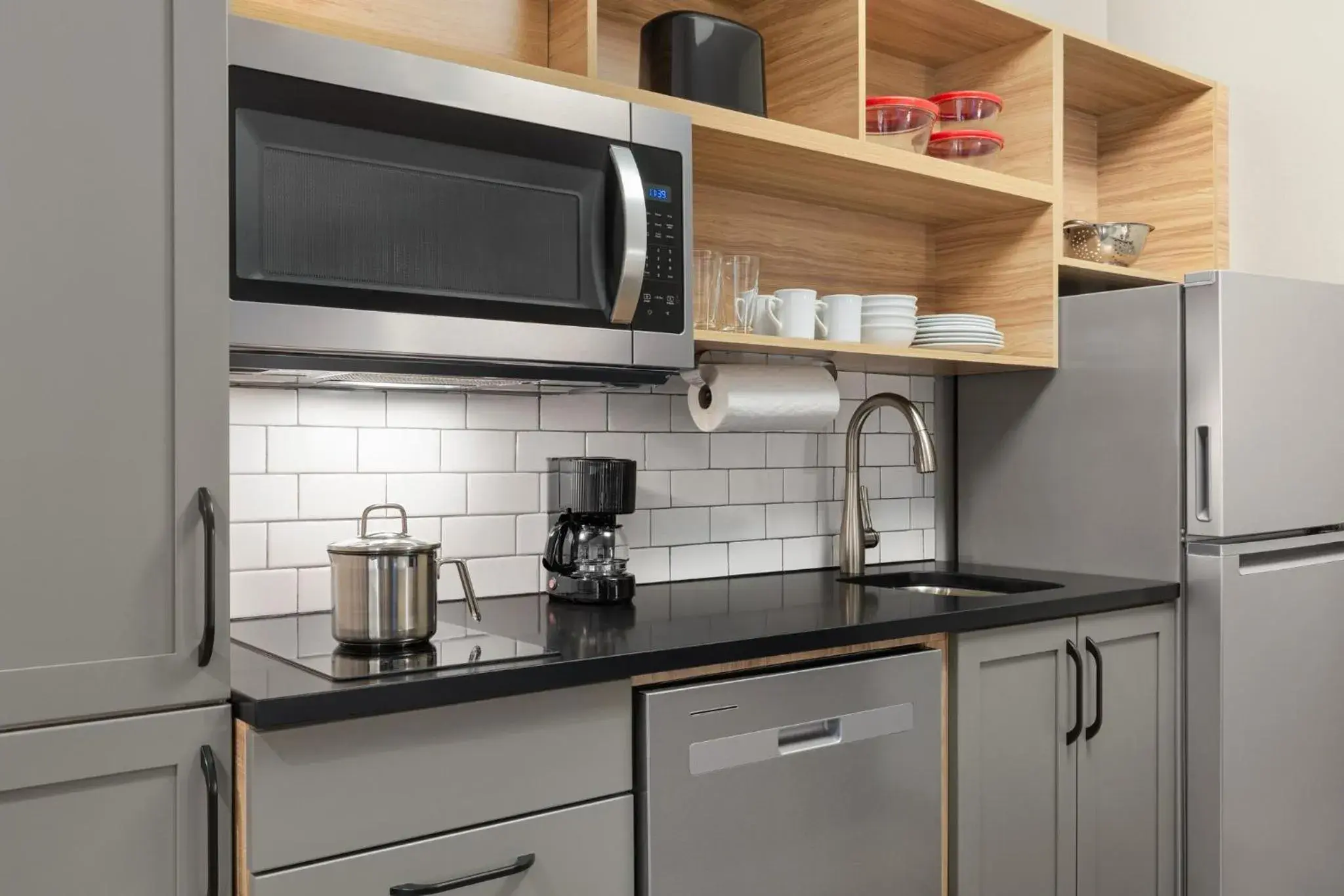 Photo of the whole room in Candlewood Suites Bessemer - Birmingham SW by IHG Photo of the whole room in Candlewood Suites Bessemer - Birmingham SW by IHG