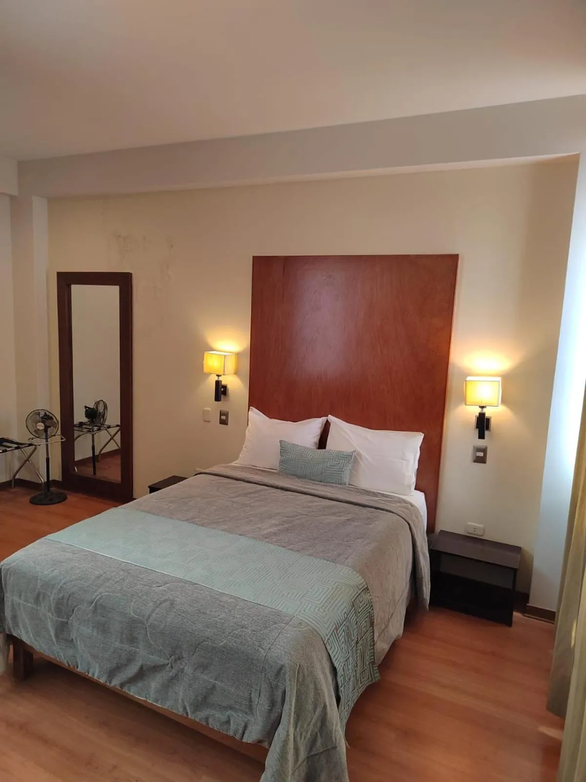 Miculla Hotel