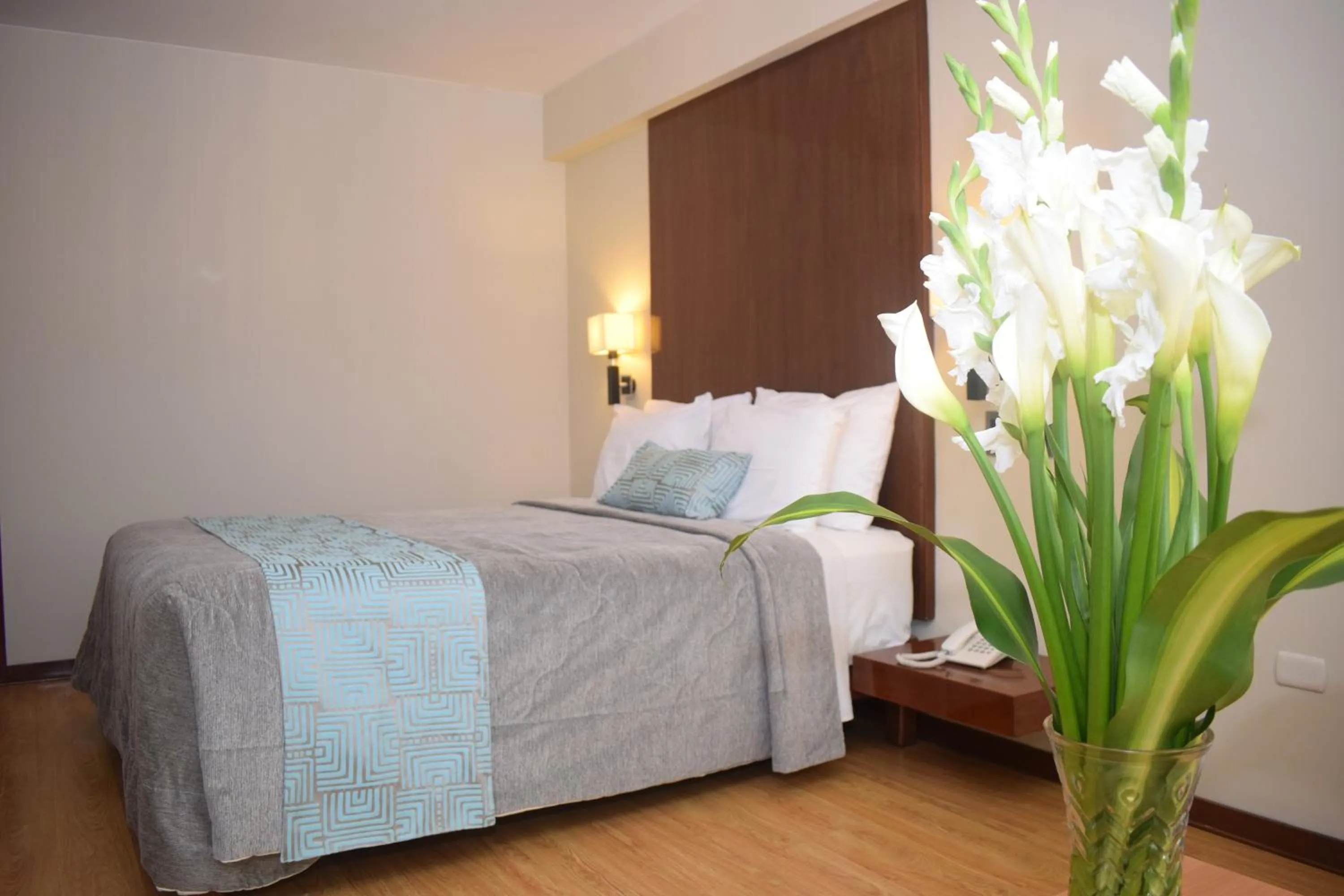 Suite with Hot Tub in Miculla Hotel