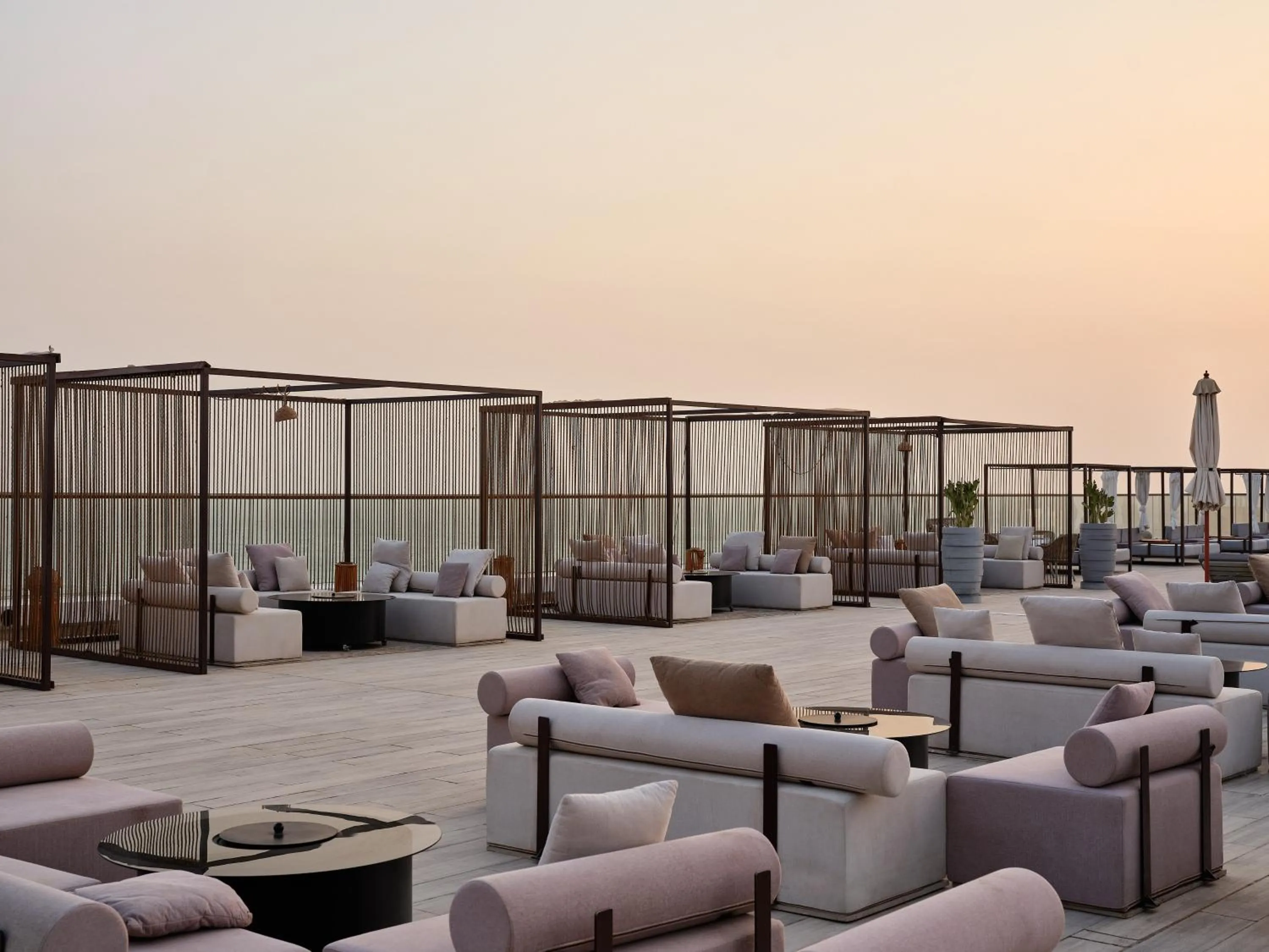 Restaurant/places to eat in Arabella Beach Hotel Kuwait, Vignette Collection by IHG