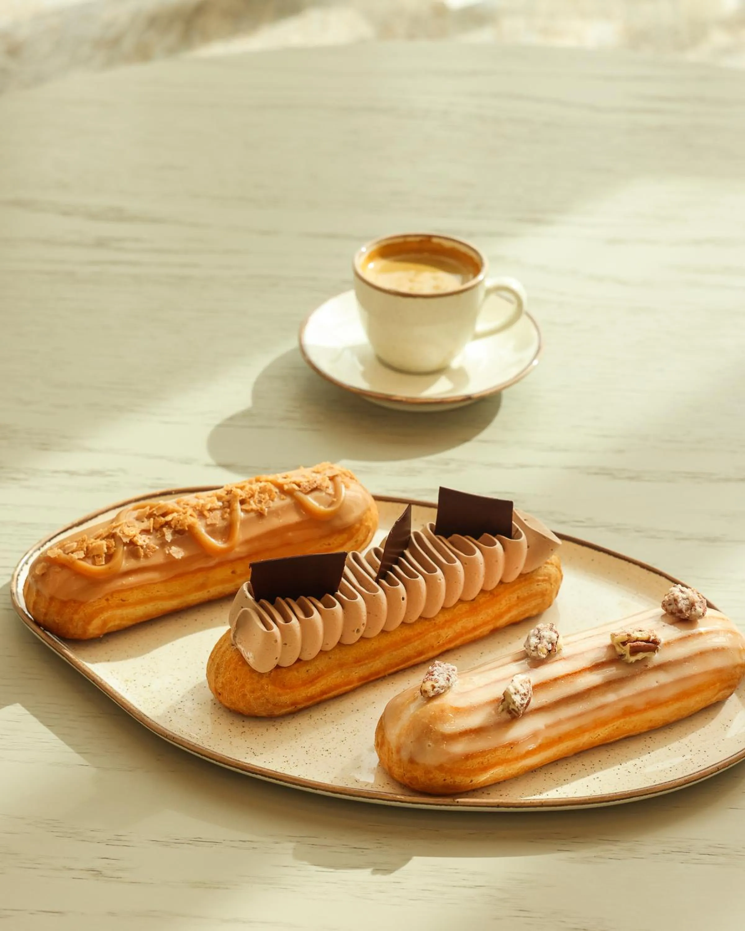 Restaurant/places to eat in Arabella Beach Hotel Kuwait, Vignette Collection by IHG