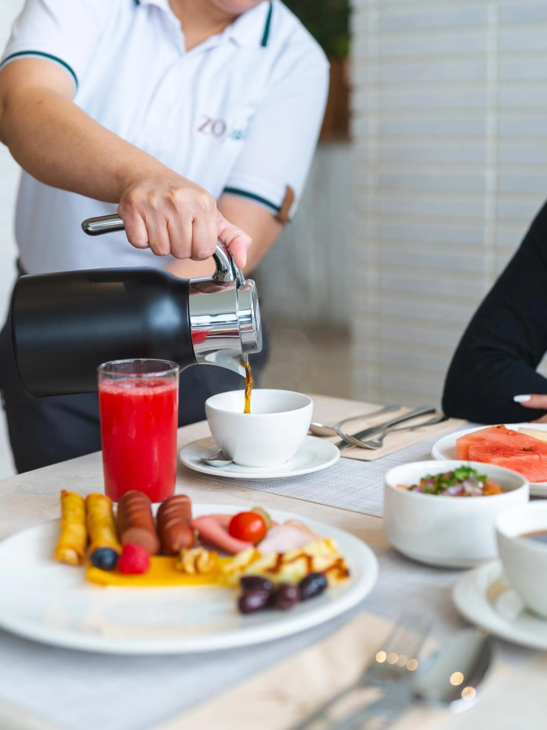 Restaurant/places to eat in Arabella Beach Hotel Kuwait, Vignette Collection by IHG