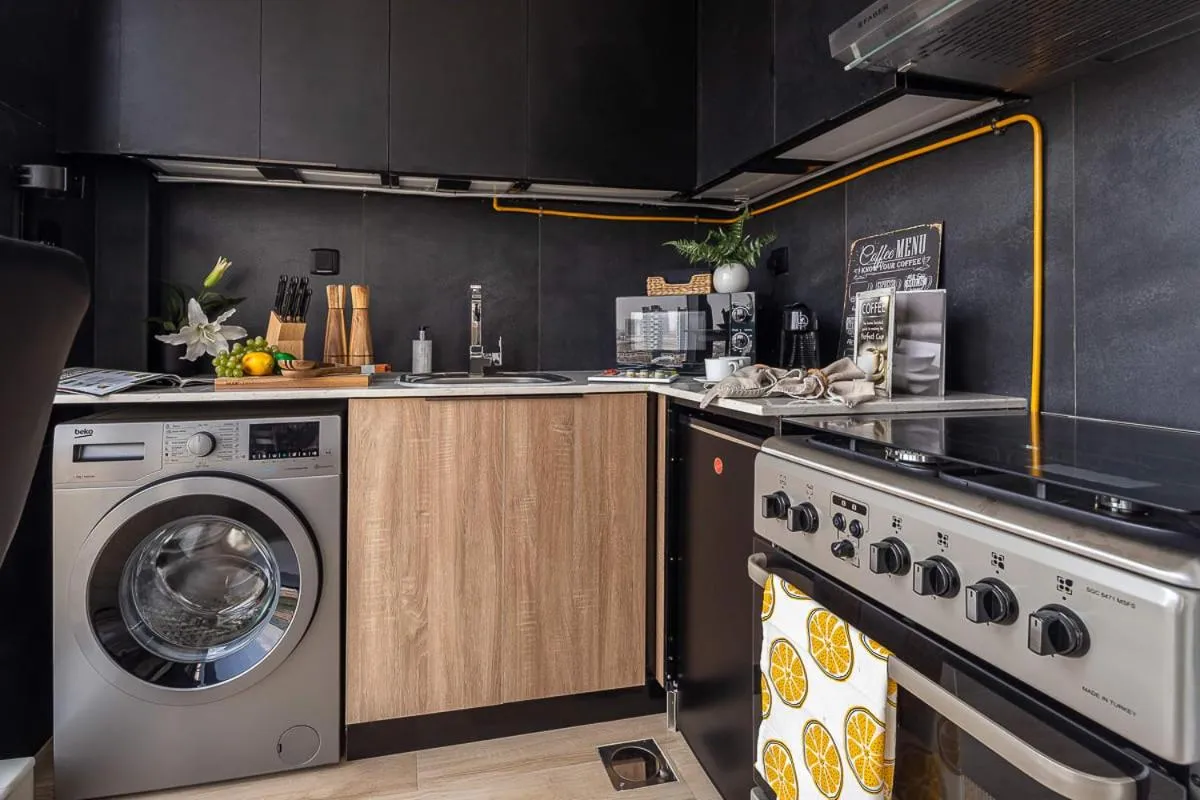 Frank Porter - Regina Tower