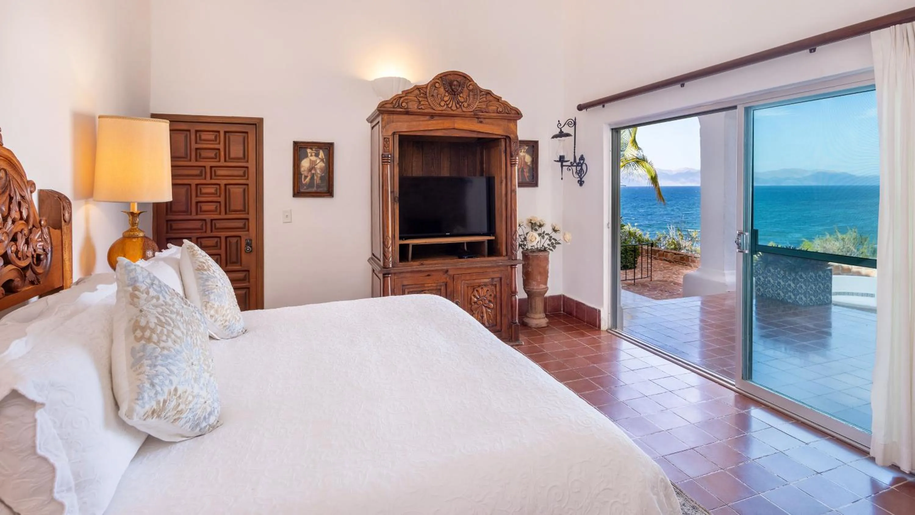 Bed in Rancho Las Cruces