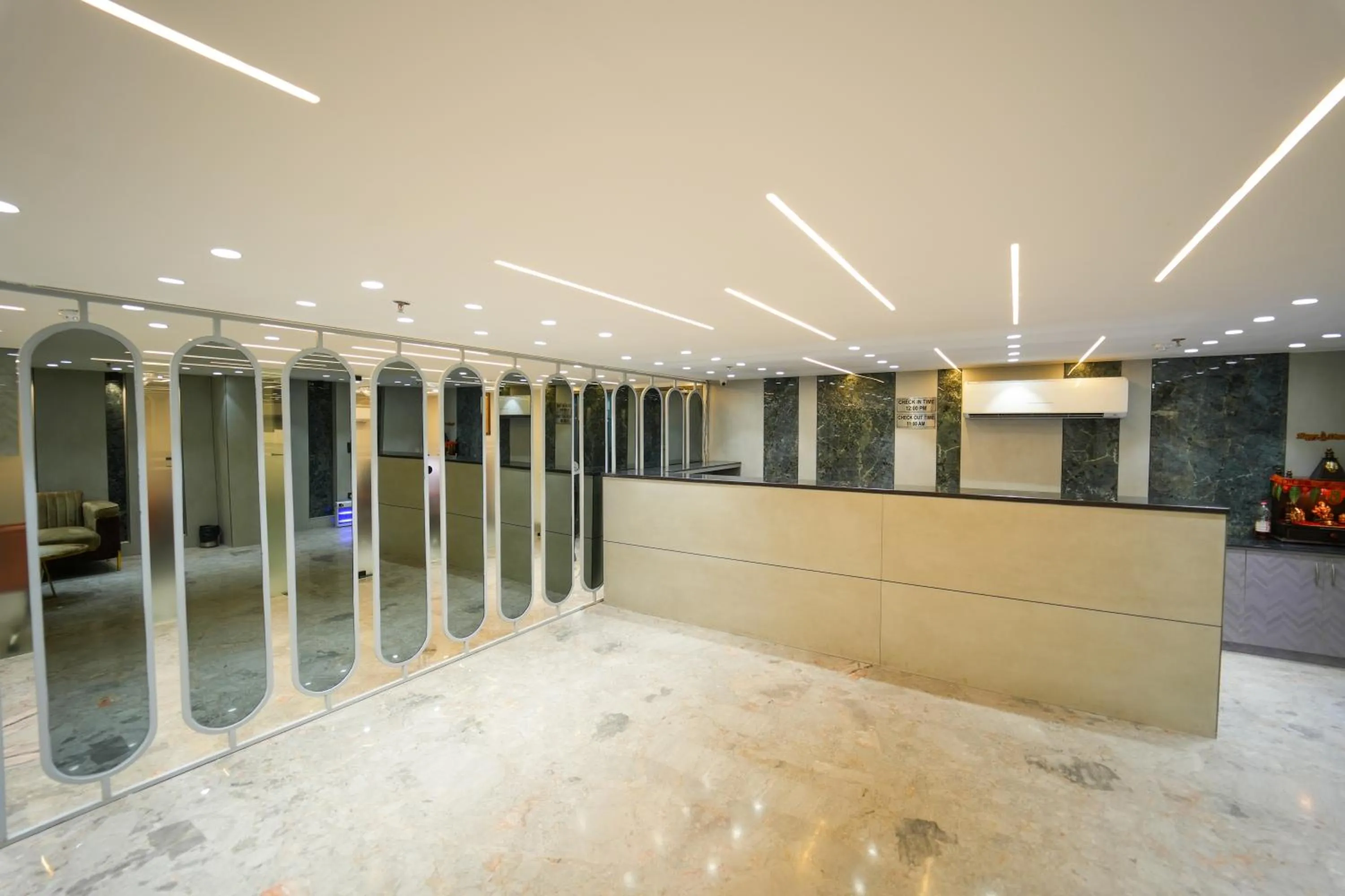 Lobby or reception in Clay Inn Hotels, Paschim Vihar