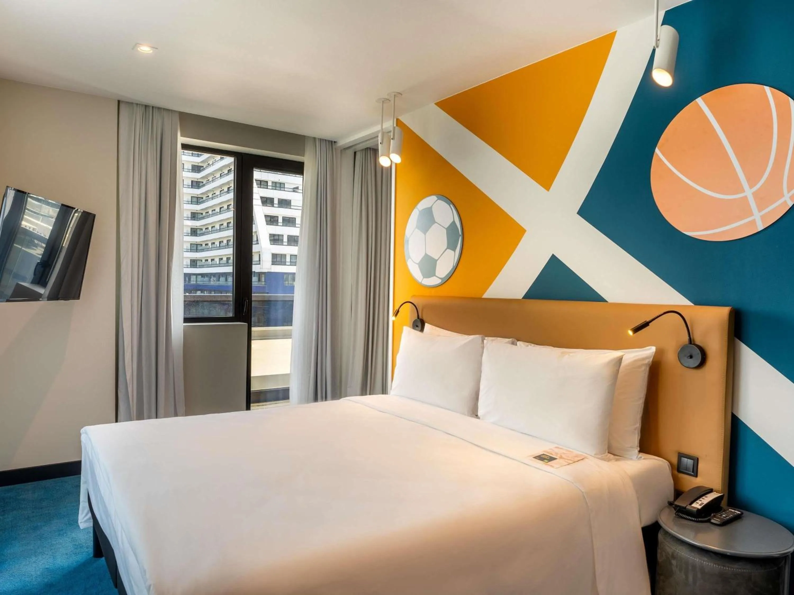 Bedroom, Bed in ibis Styles Batumi Hotel