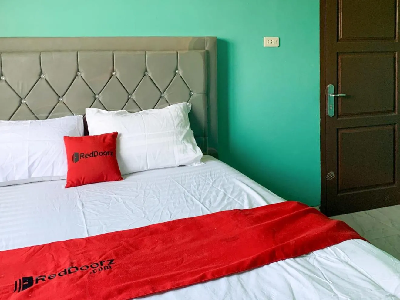 Bed in RedDoorz @ Langkapura Lampung