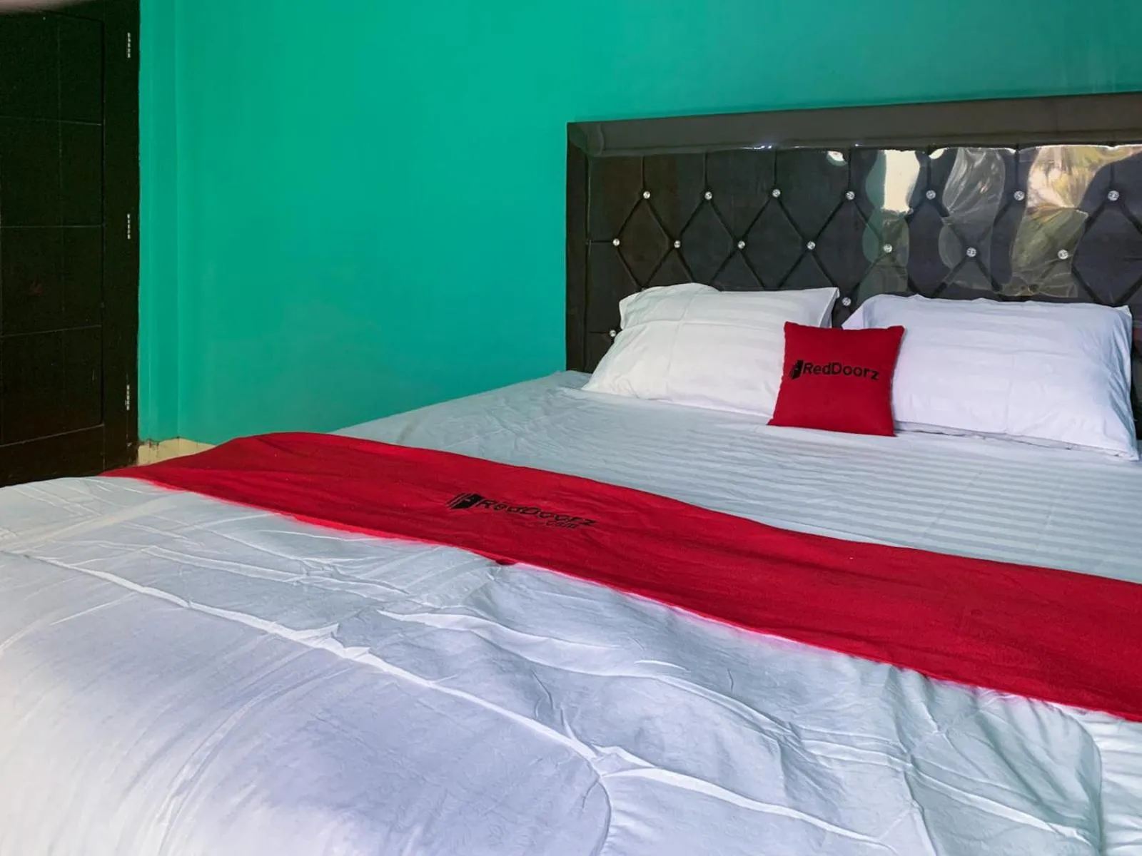 Bedroom, Bed in RedDoorz @ Langkapura Lampung