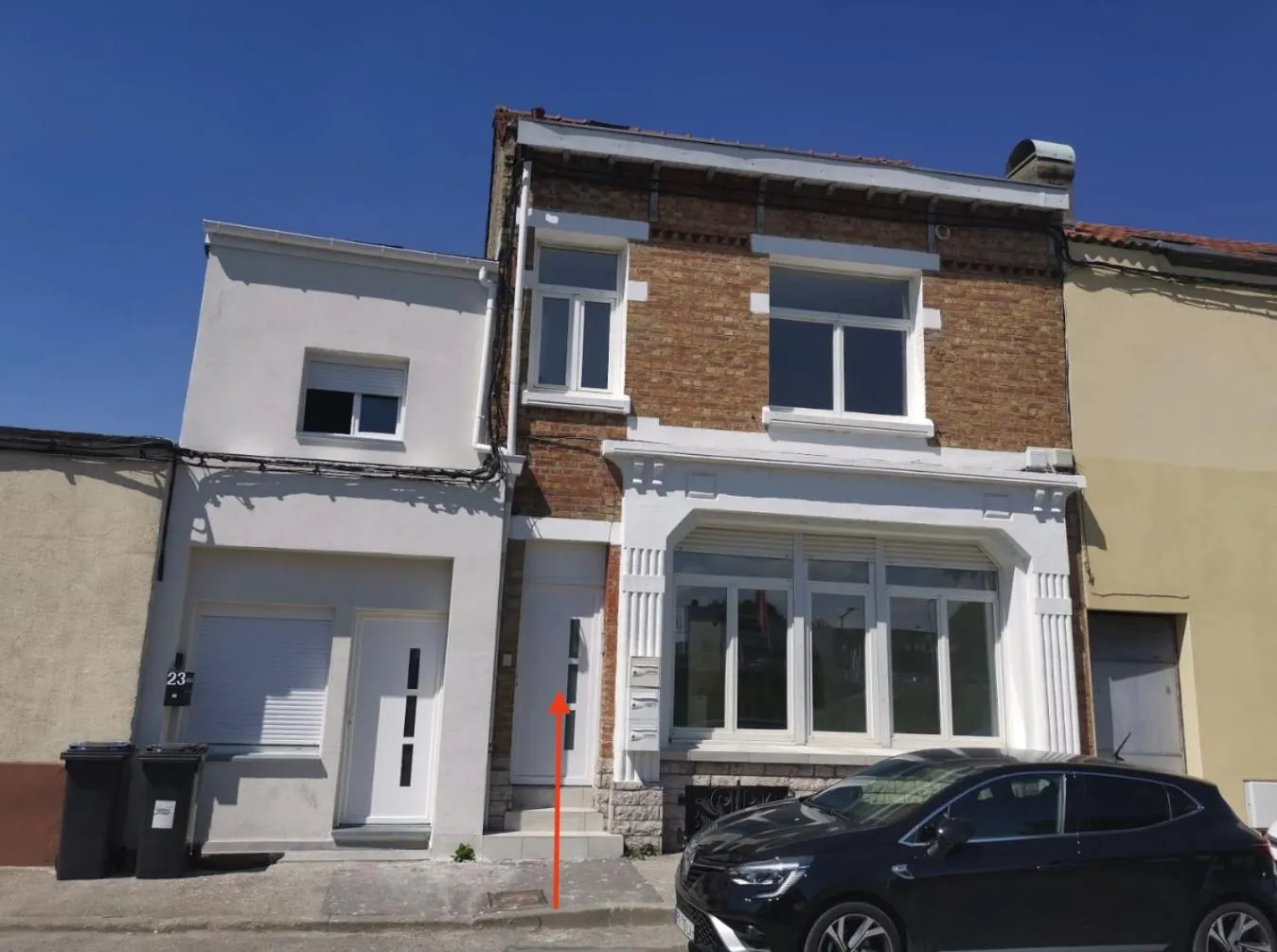 Property building in La Chapelle du Quai
