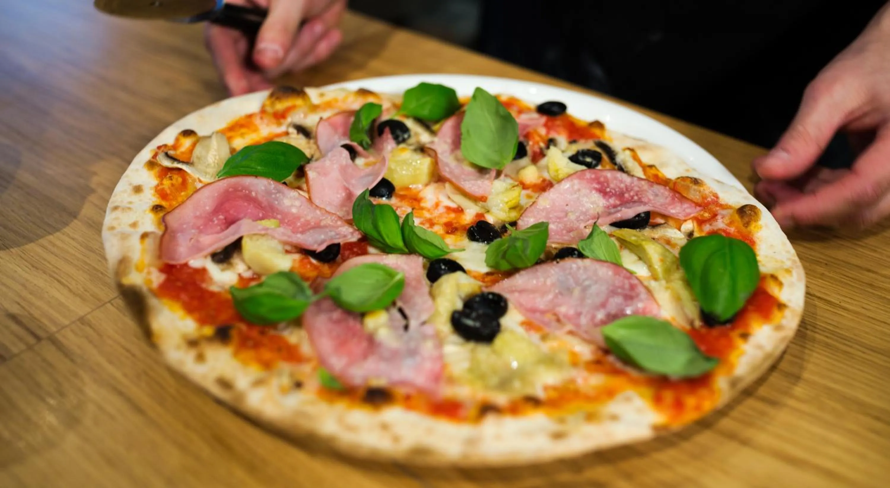 Restaurant/places to eat in Lemon Resort Spa