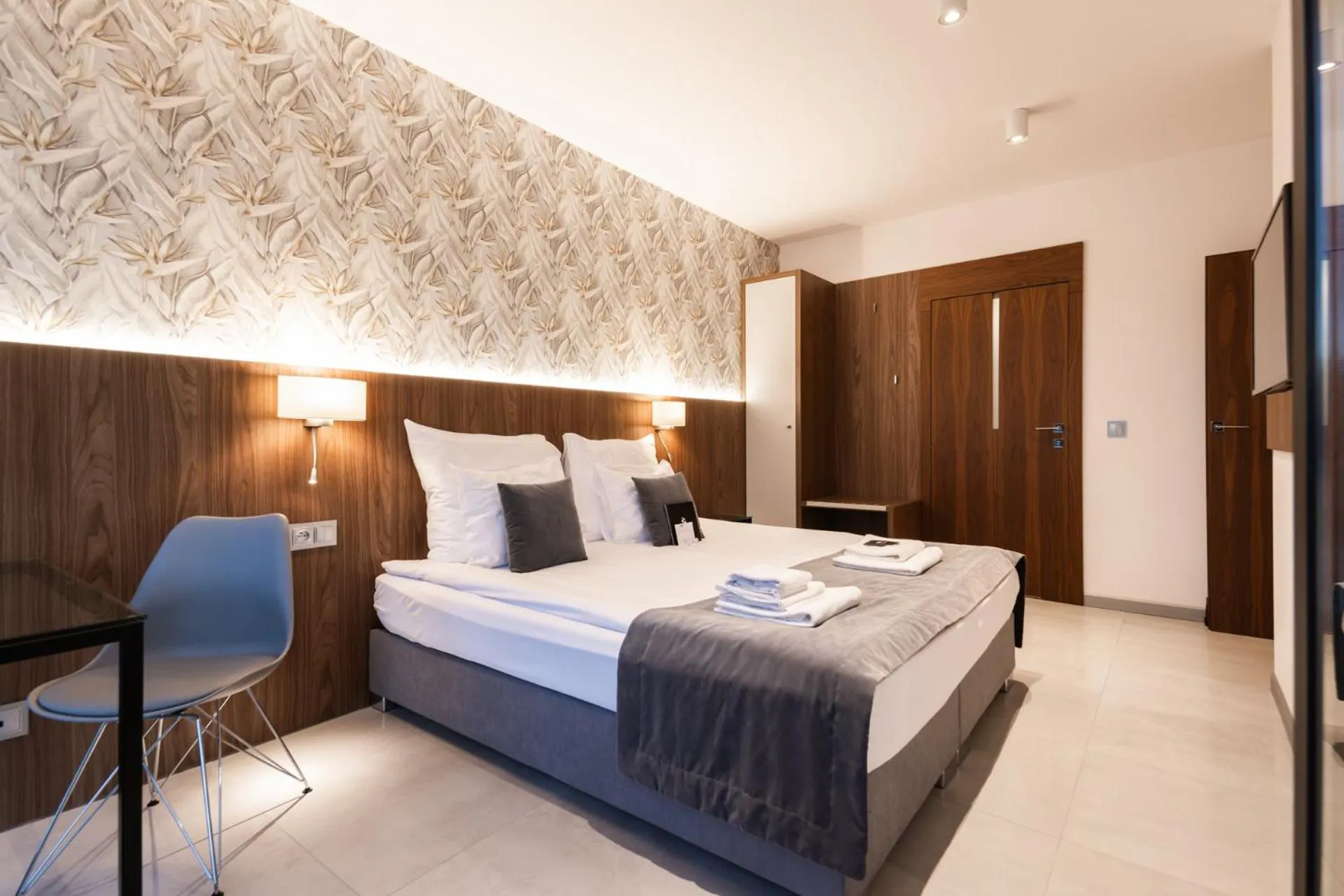 Bed in Lemon Resort Spa