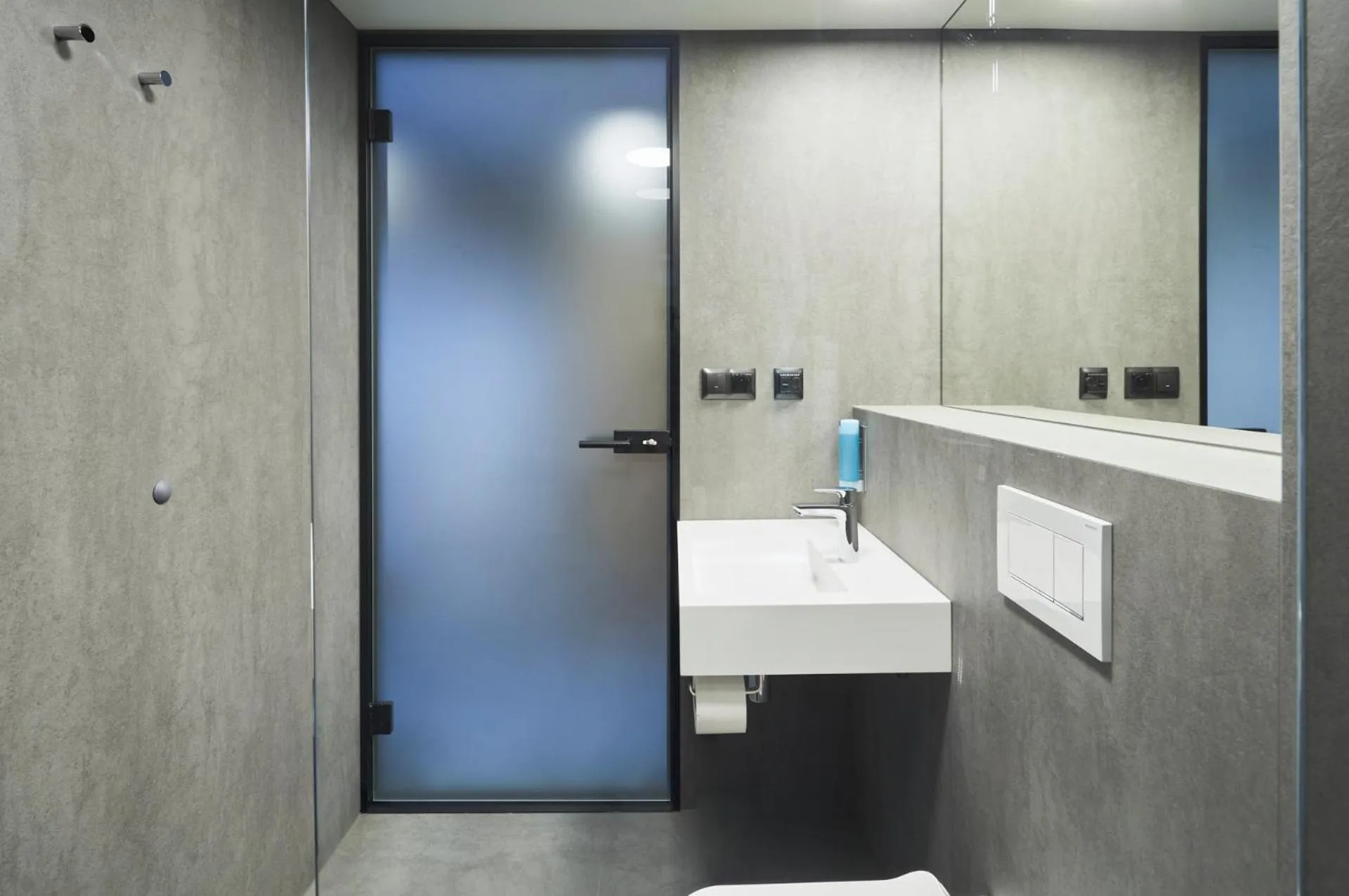 Bathroom in Lemon Resort Spa