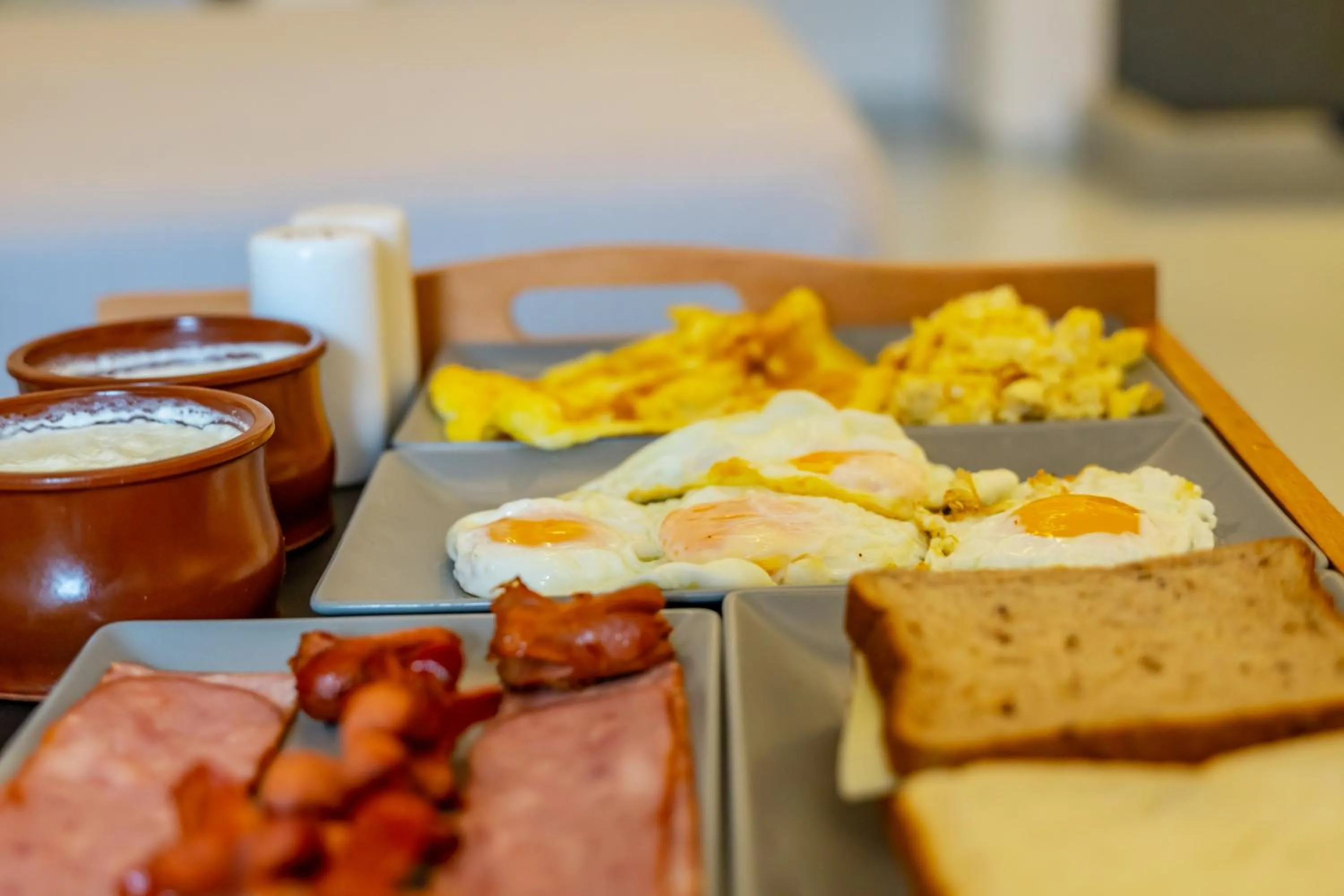 Breakfast in Central Fira Suites