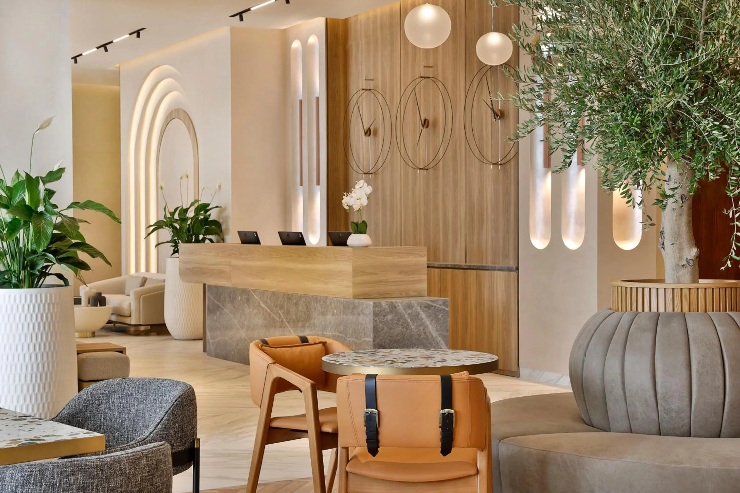 Lobby or reception in The First Collection Dubai Waterfront