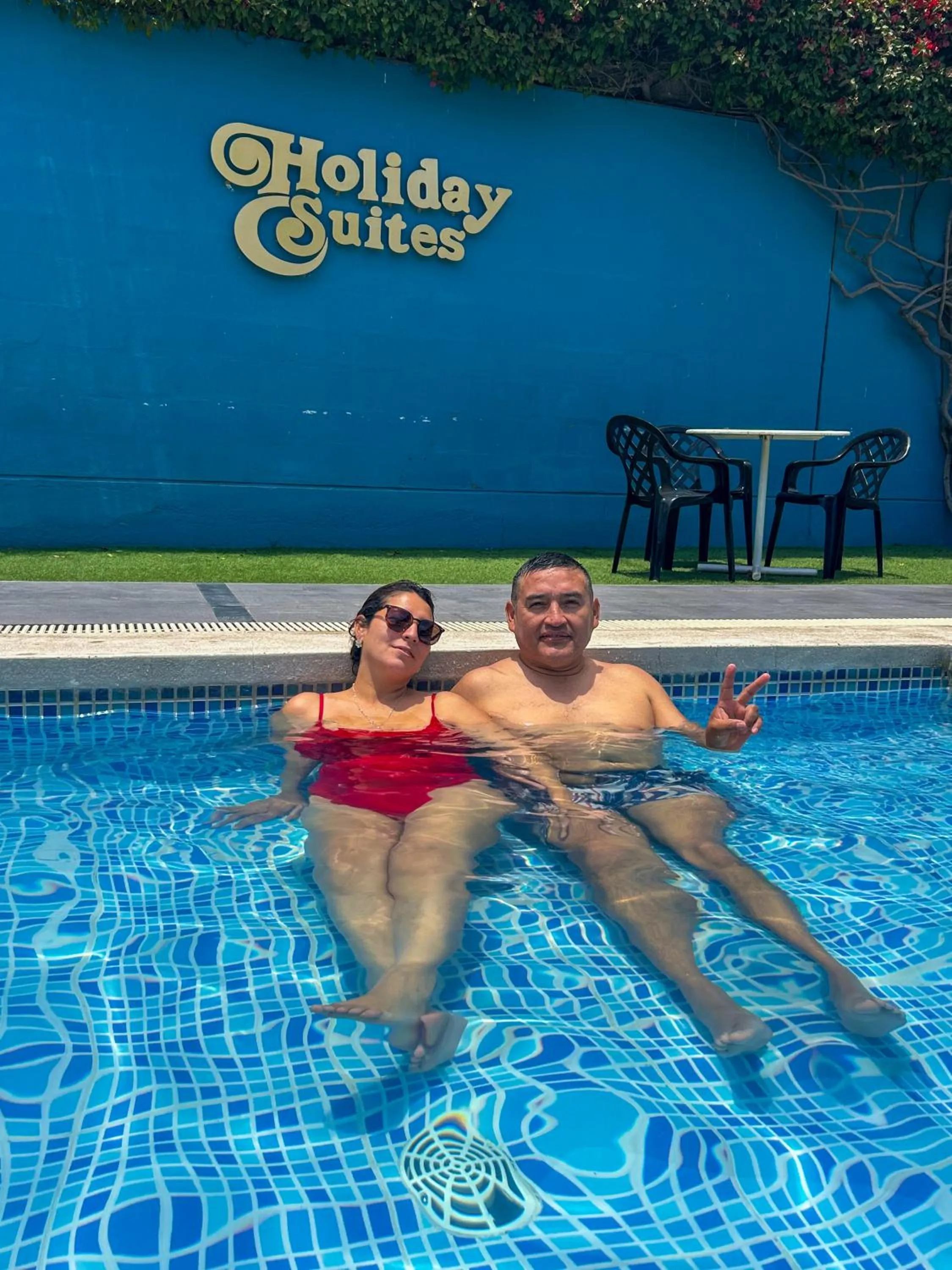 Day in Holiday Suites