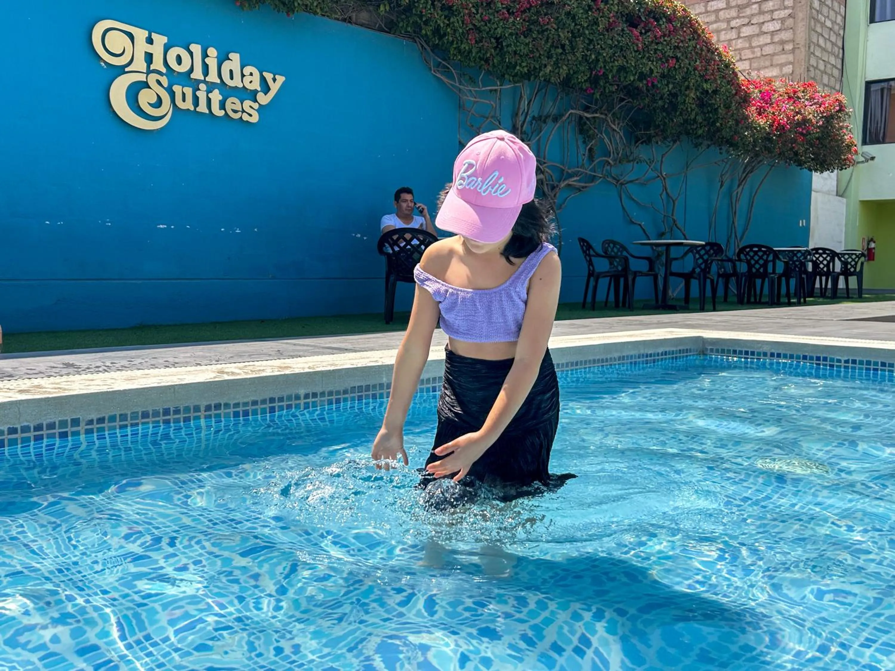 Day in Holiday Suites