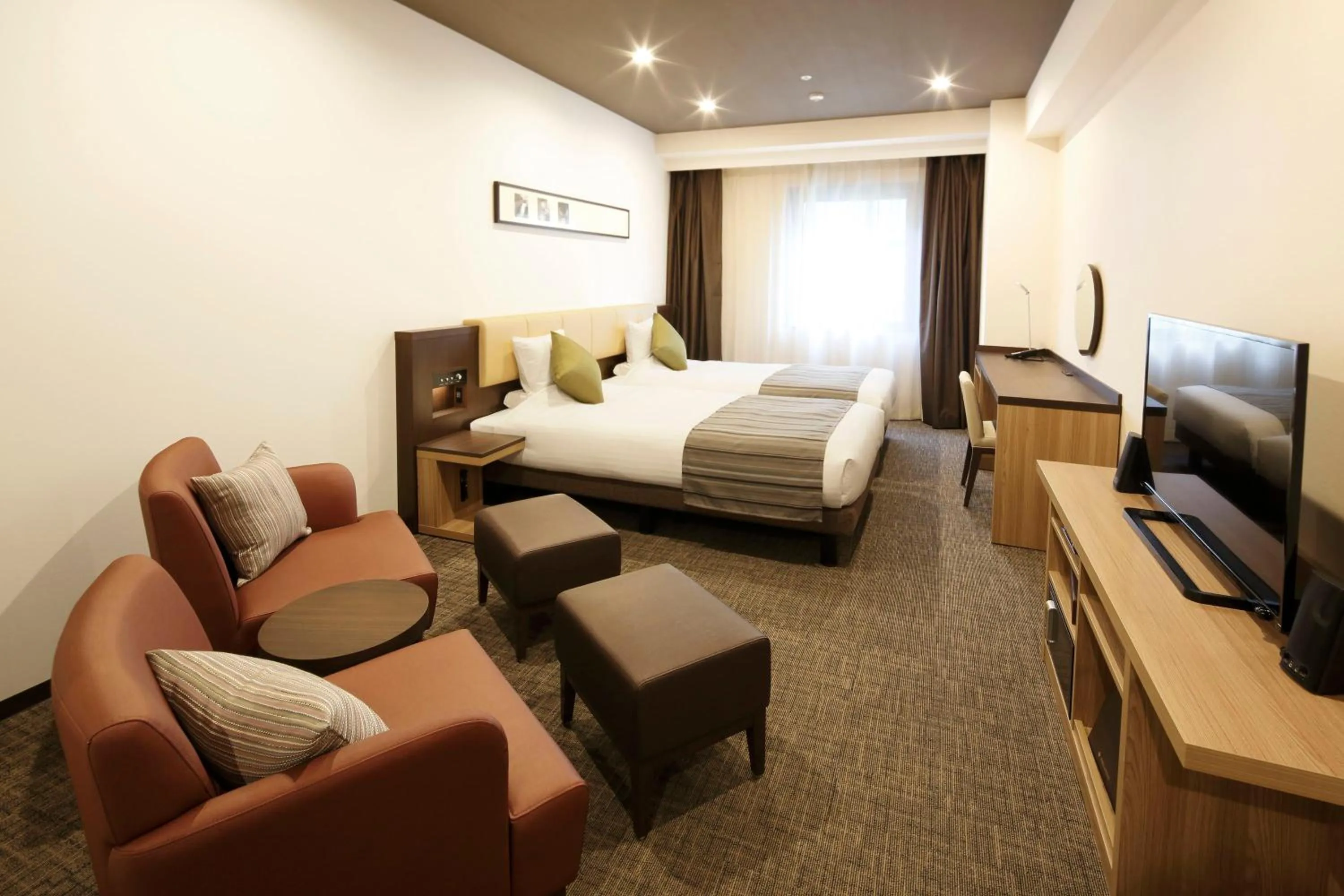 Photo of the whole room, Bed in HOTEL MYSTAYS PREMIER Kanazawa