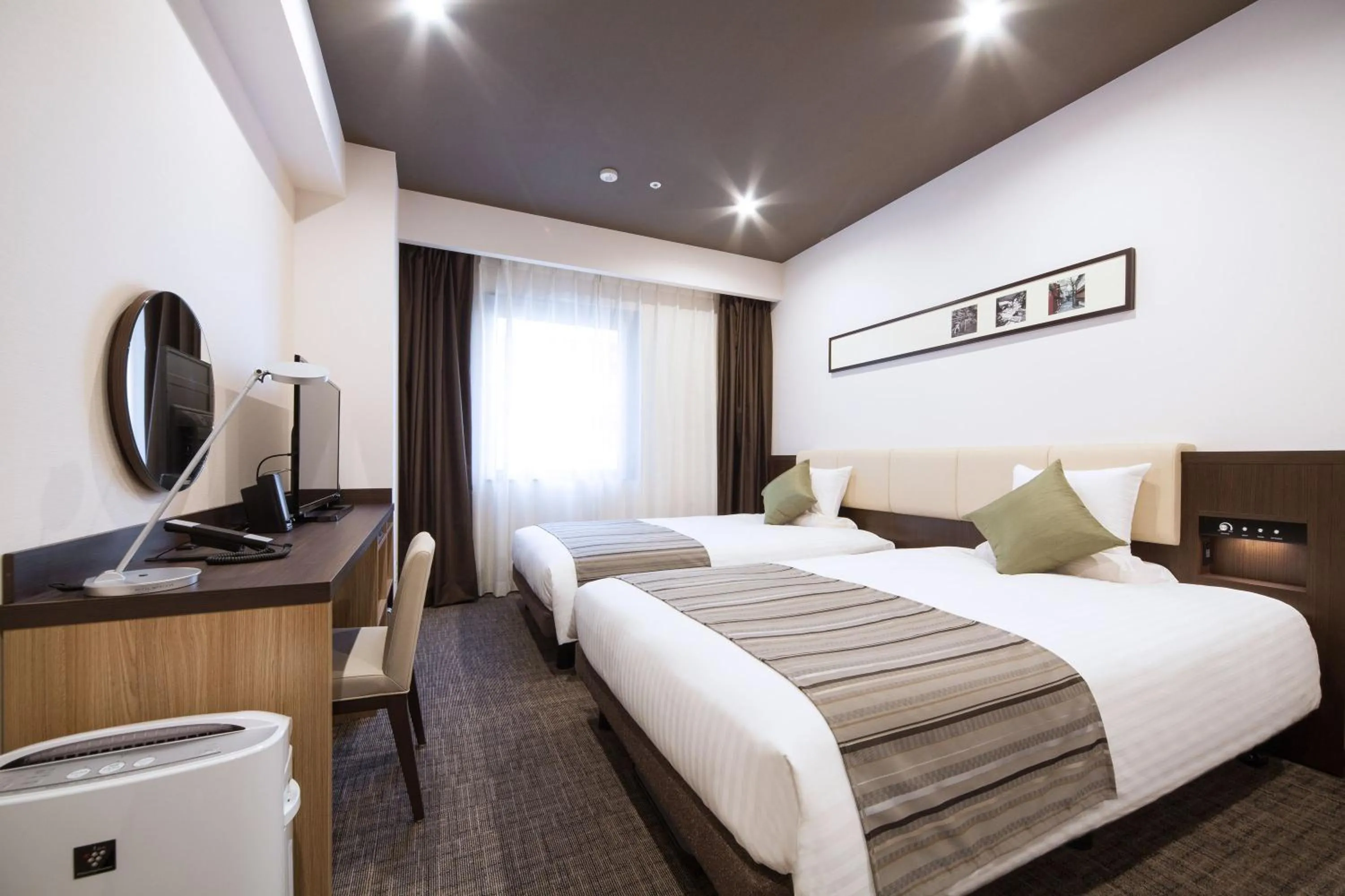 Photo of the whole room, Bed in HOTEL MYSTAYS PREMIER Kanazawa