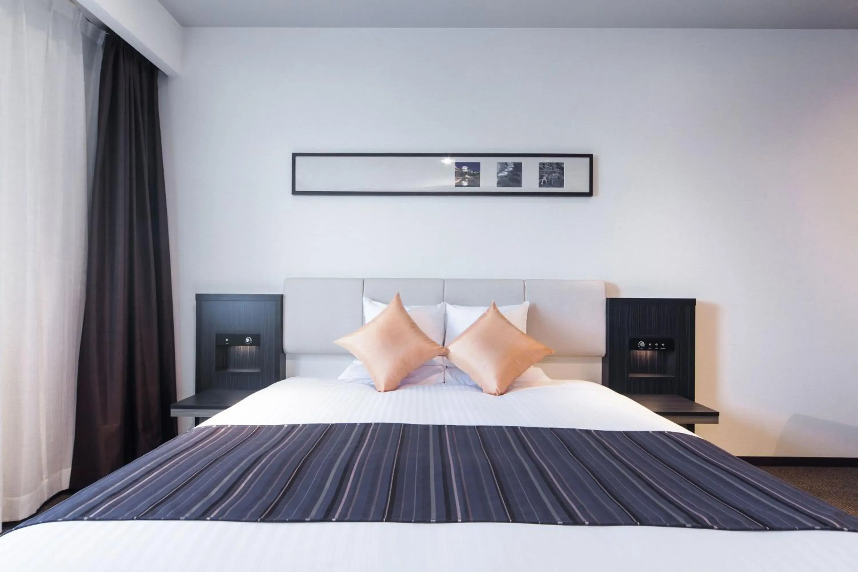 Standard King Room - single occupancy - Non-Smoking in HOTEL MYSTAYS PREMIER Kanazawa Standard King Room - single occupancy - Non-Smoking in HOTEL MYSTAYS PREMIER Kanazawa