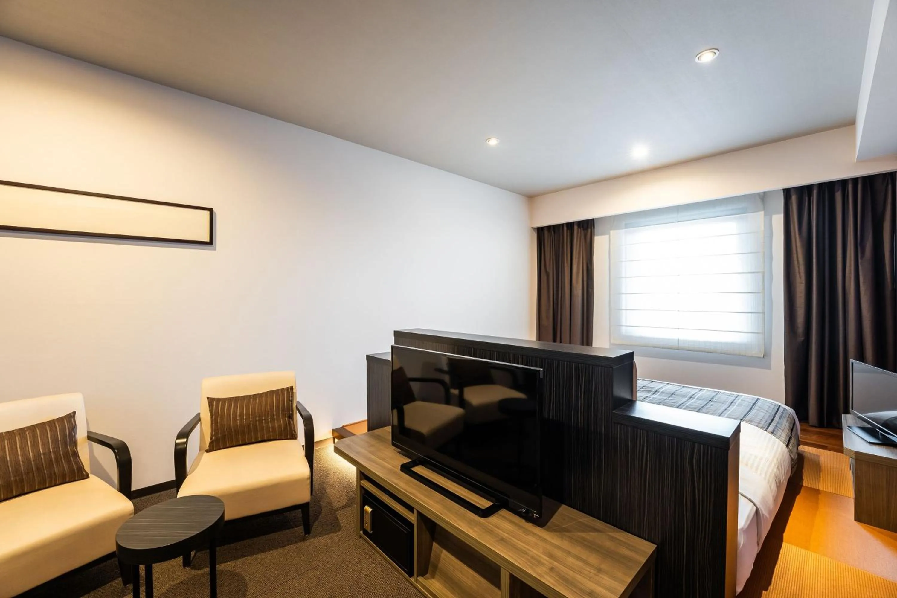 Photo of the whole room in HOTEL MYSTAYS PREMIER Kanazawa