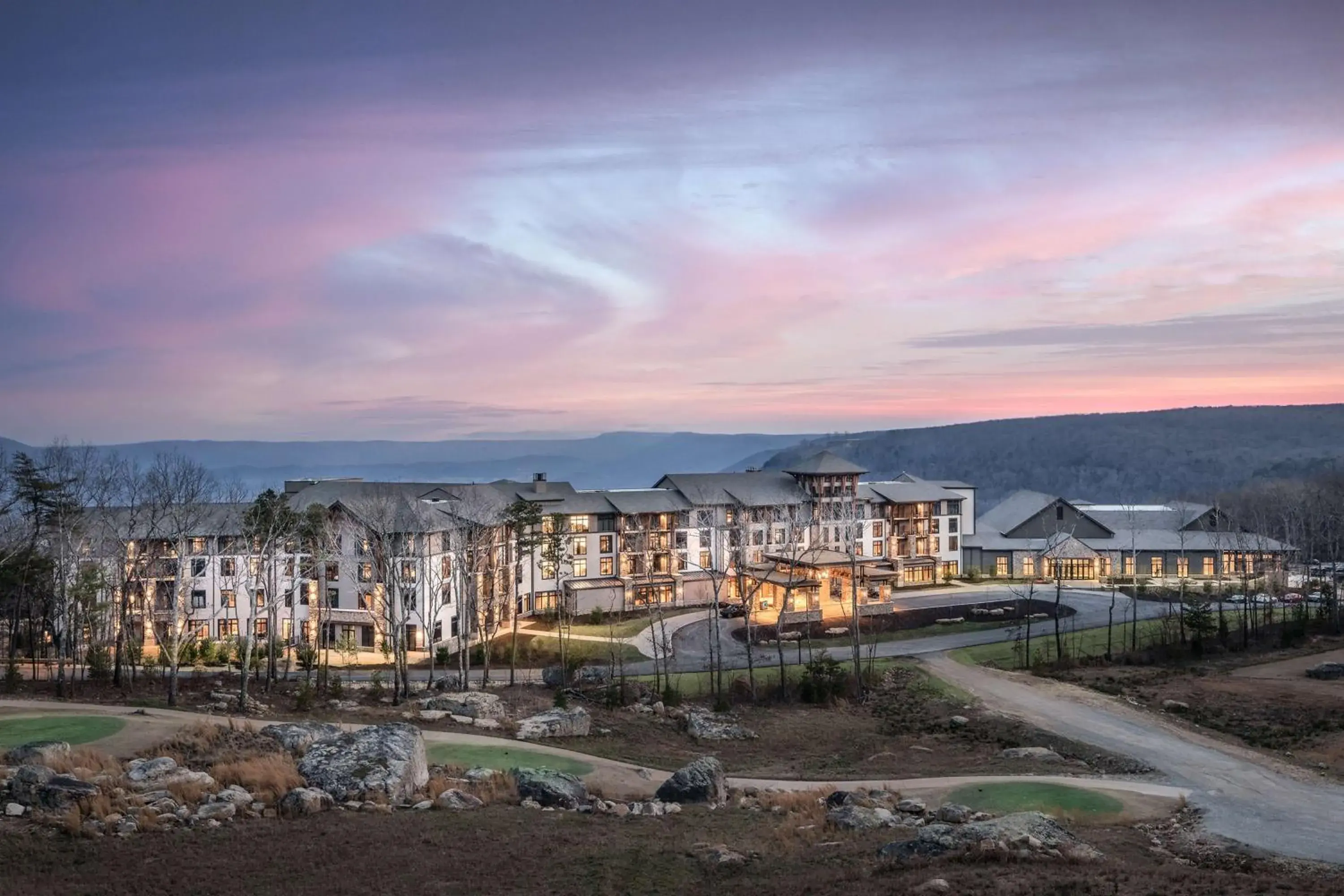 Property building in Cloudland at McLemore Resort Lookout Mountain, Curio by Hilton Property building in Cloudland at McLemore Resort Lookout Mountain, Curio by Hilton
