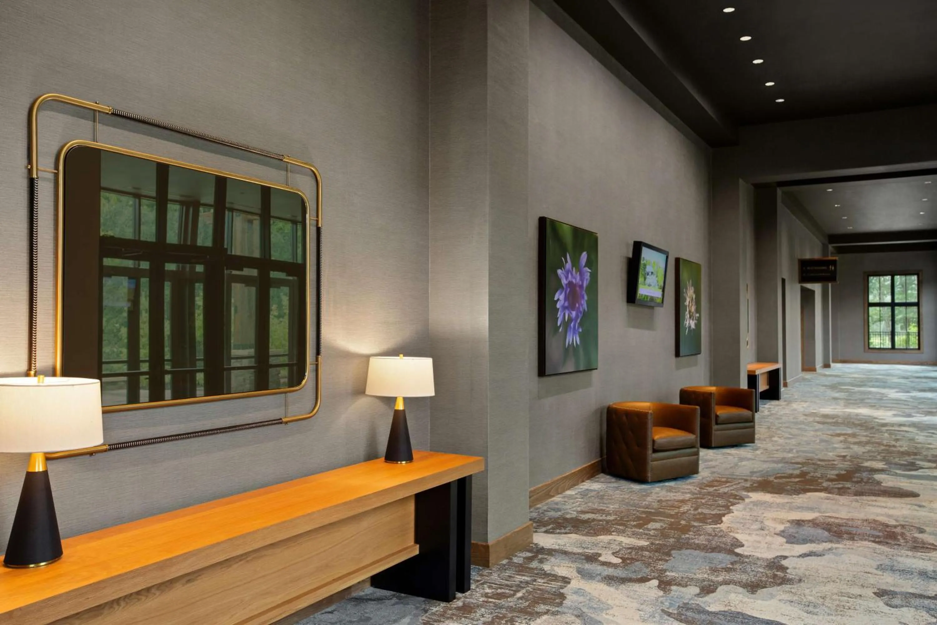 Meeting/conference room in Cloudland at McLemore Resort Lookout Mountain, Curio by Hilton