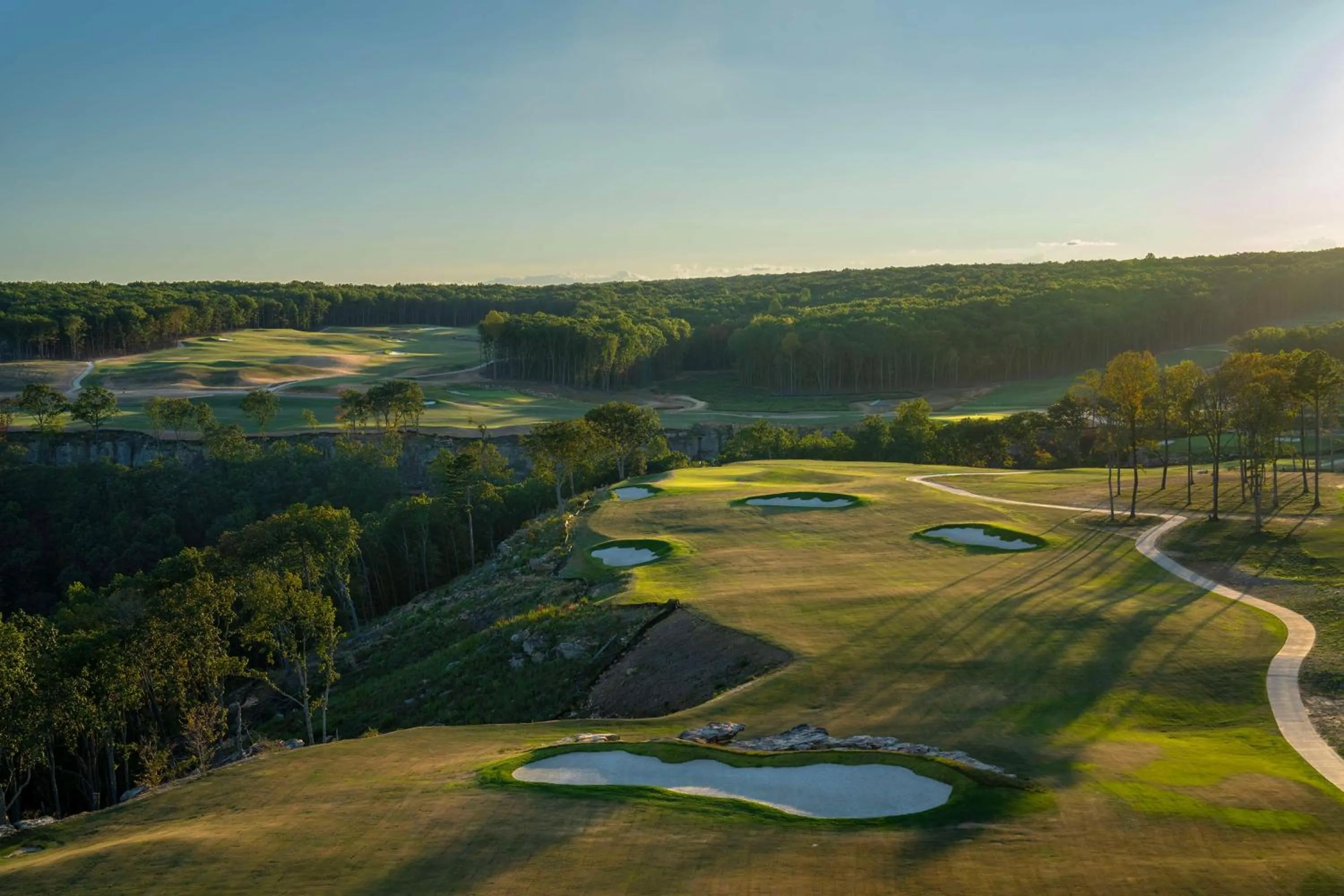 Golfcourse in Cloudland at McLemore Resort Lookout Mountain, Curio by Hilton