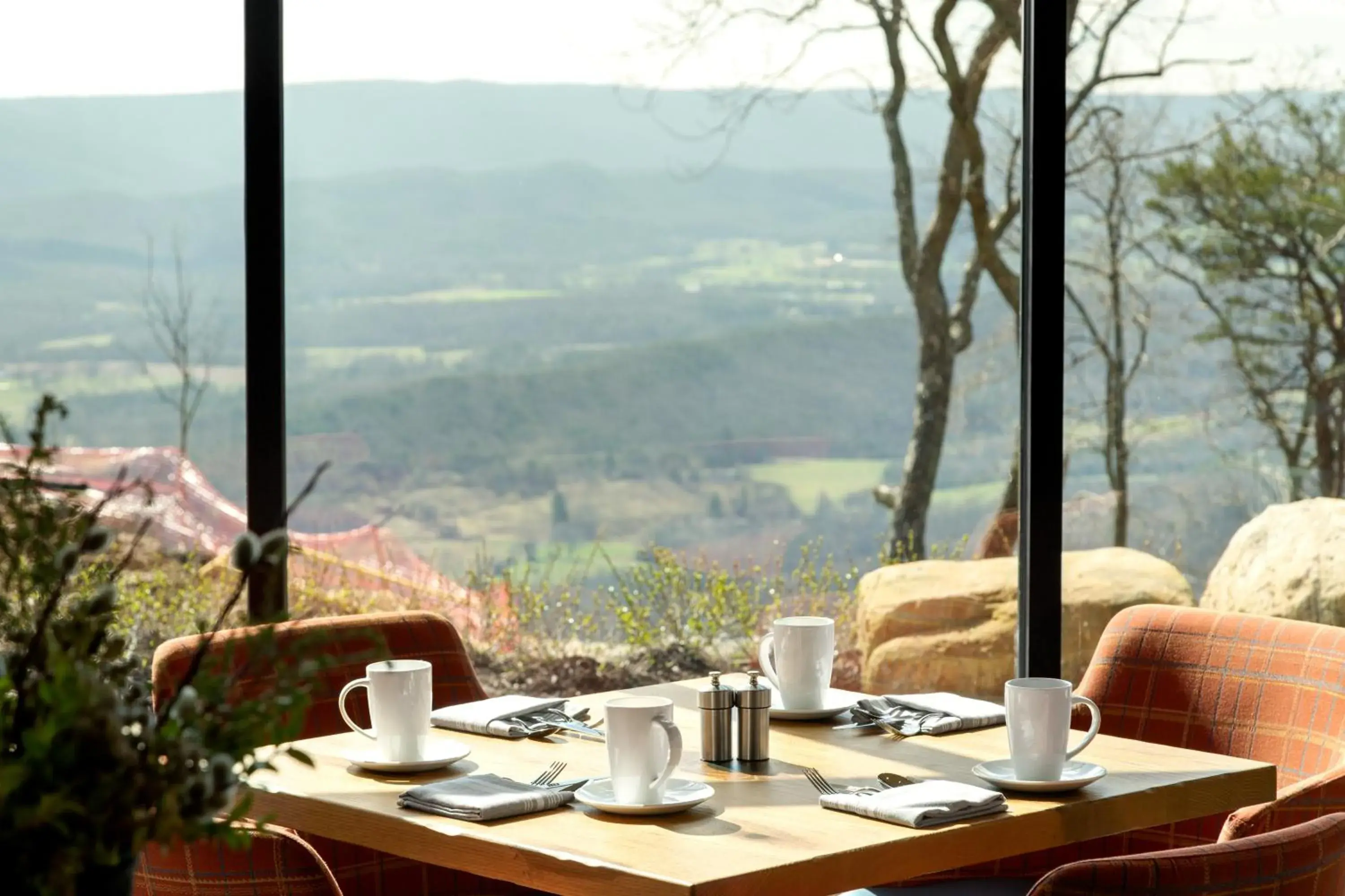 Restaurant/places to eat in Cloudland at McLemore Resort Lookout Mountain, Curio by Hilton Restaurant/places to eat in Cloudland at McLemore Resort Lookout Mountain, Curio by Hilton