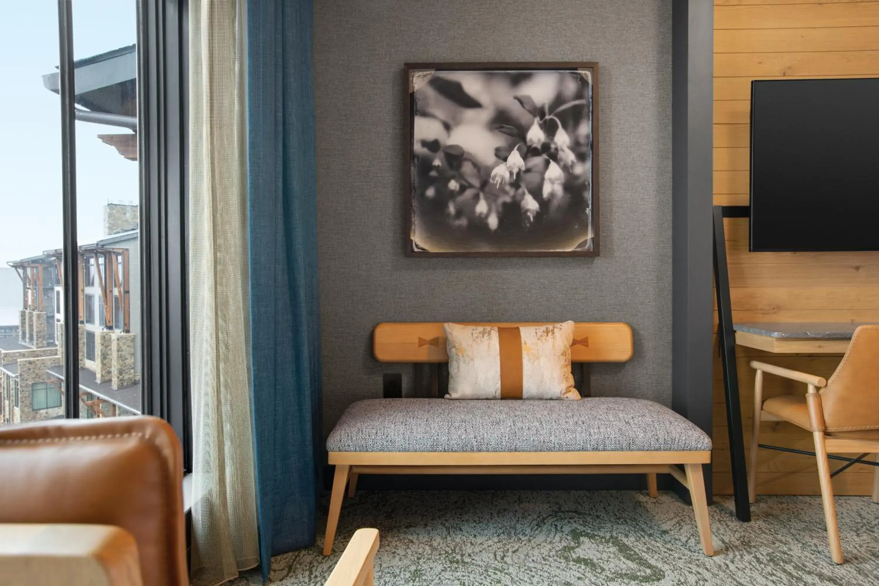 Superior King Room with Mountain View in Cloudland at McLemore Resort Lookout Mountain, Curio by Hilton Superior King Room with Mountain View in Cloudland at McLemore Resort Lookout Mountain, Curio by Hilton