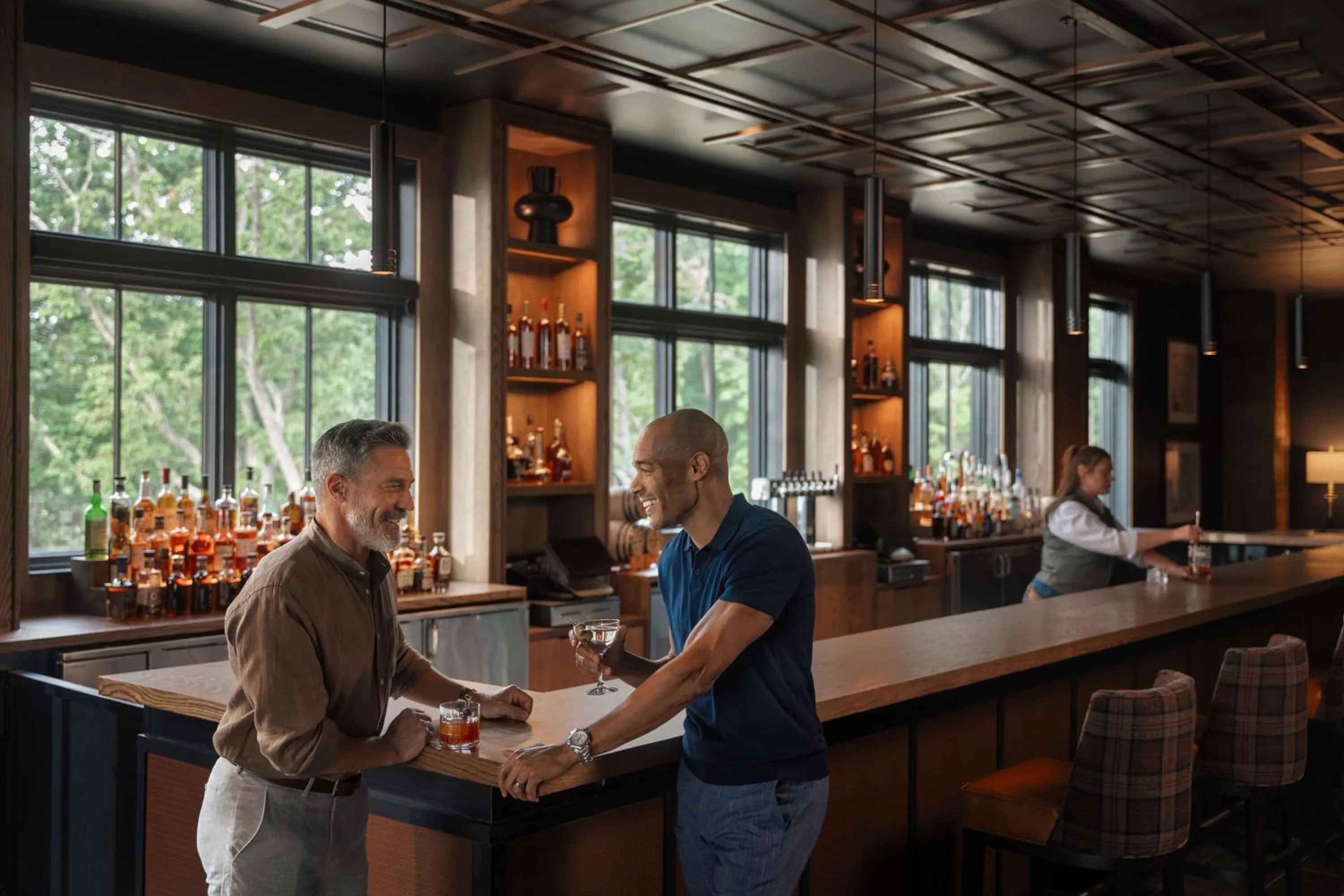 Lounge or bar in Cloudland at McLemore Resort Lookout Mountain, Curio by Hilton