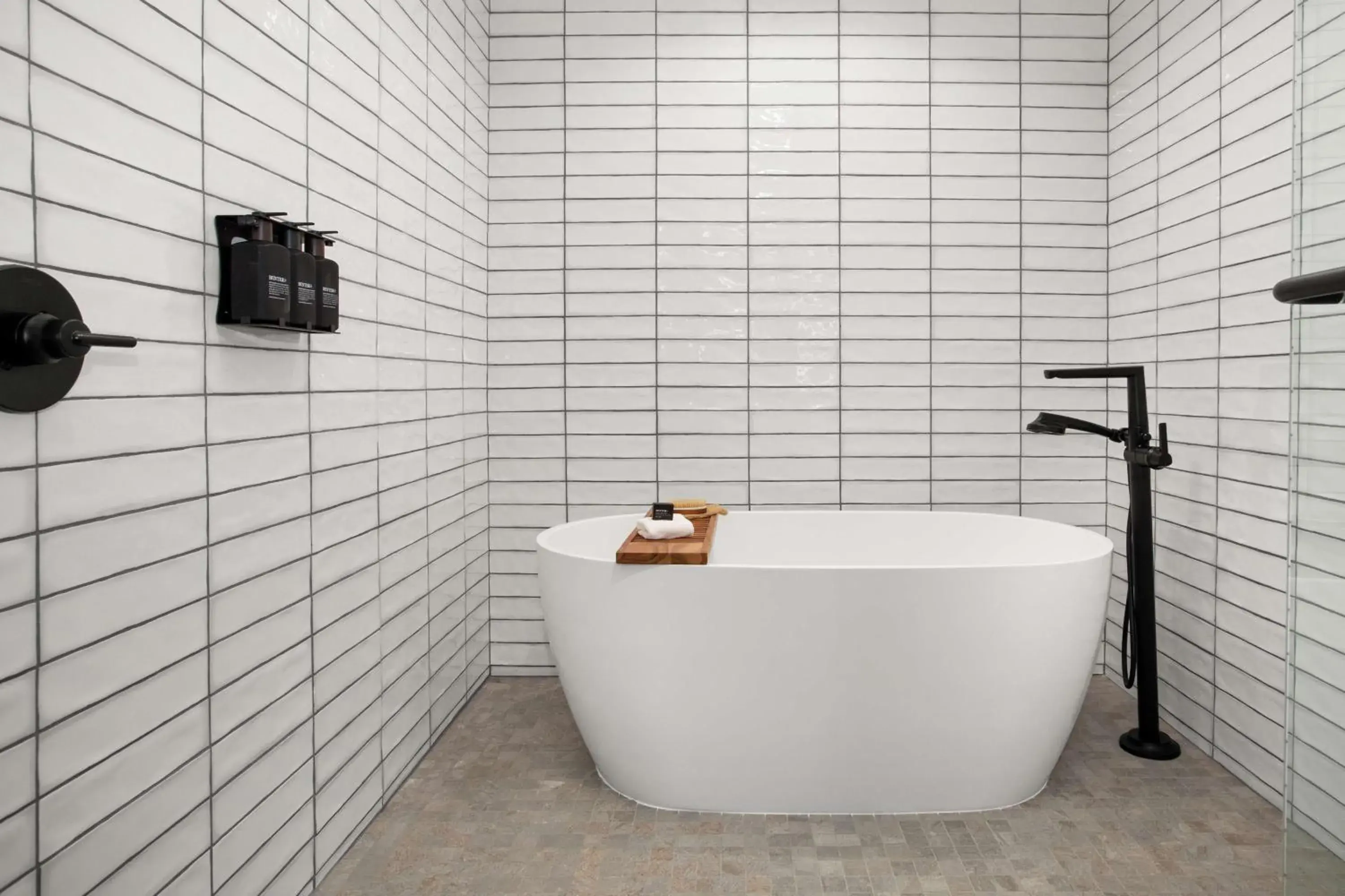 Woodland Junior Queen Suite with Two Queen Beds and Garden View in Cloudland at McLemore Resort Lookout Mountain, Curio by Hilton Woodland Junior Queen Suite with Two Queen Beds and Garden View in Cloudland at McLemore Resort Lookout Mountain, Curio by Hilton