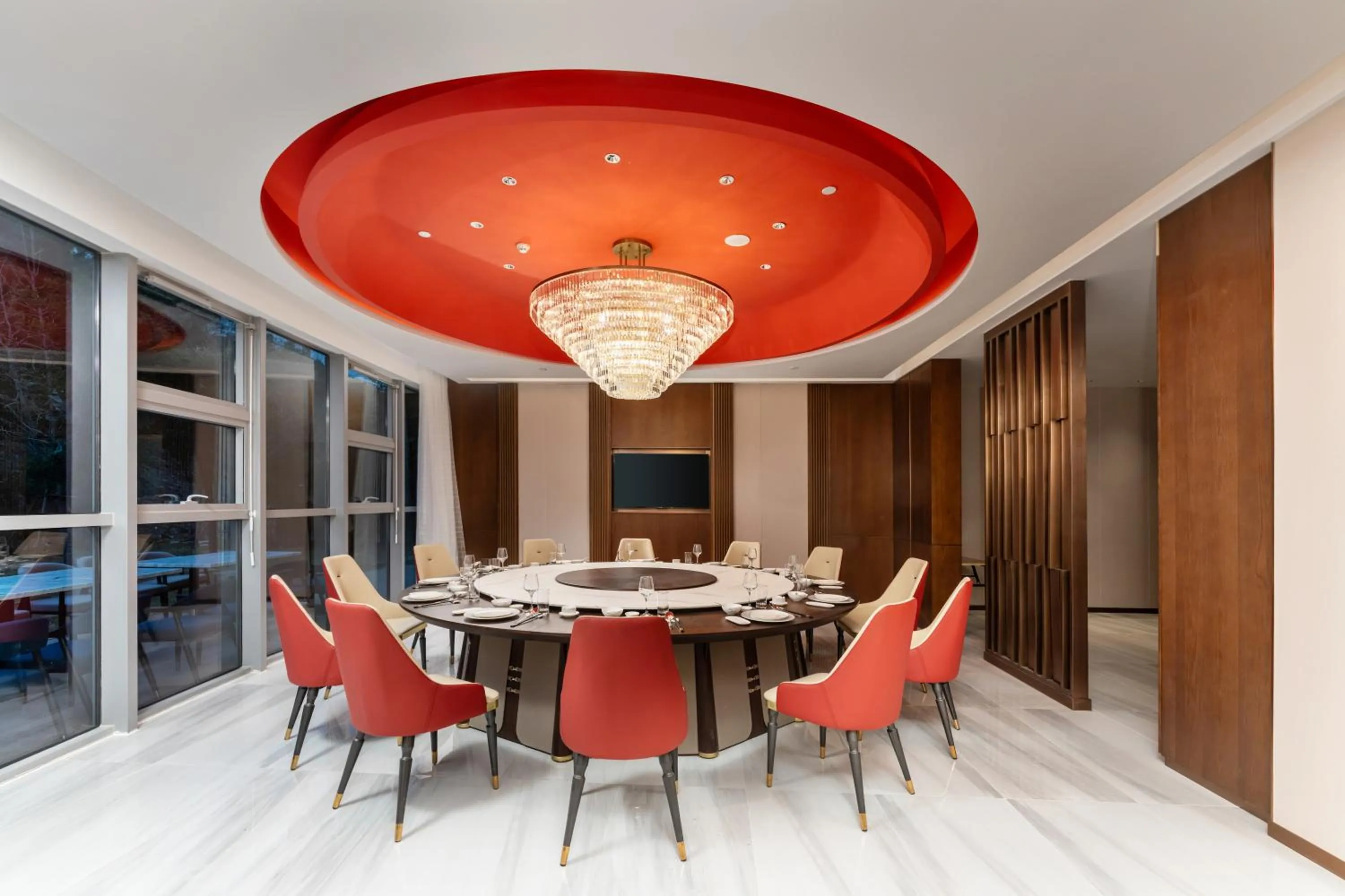 Dining area in Hilton Garden Inn Huzhou High-Speed Railway Station