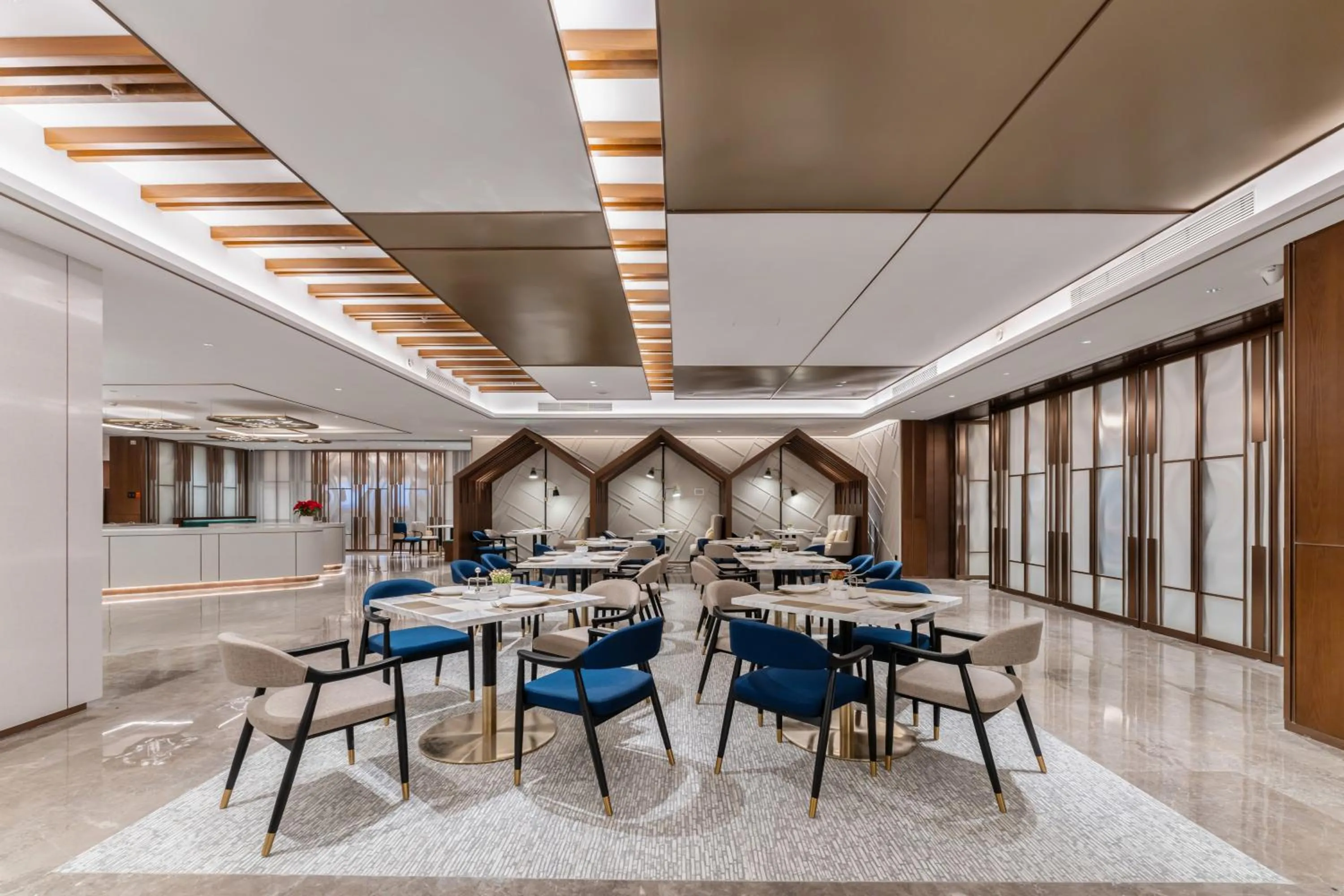 Restaurant/places to eat in Hilton Garden Inn Huzhou High-Speed Railway Station