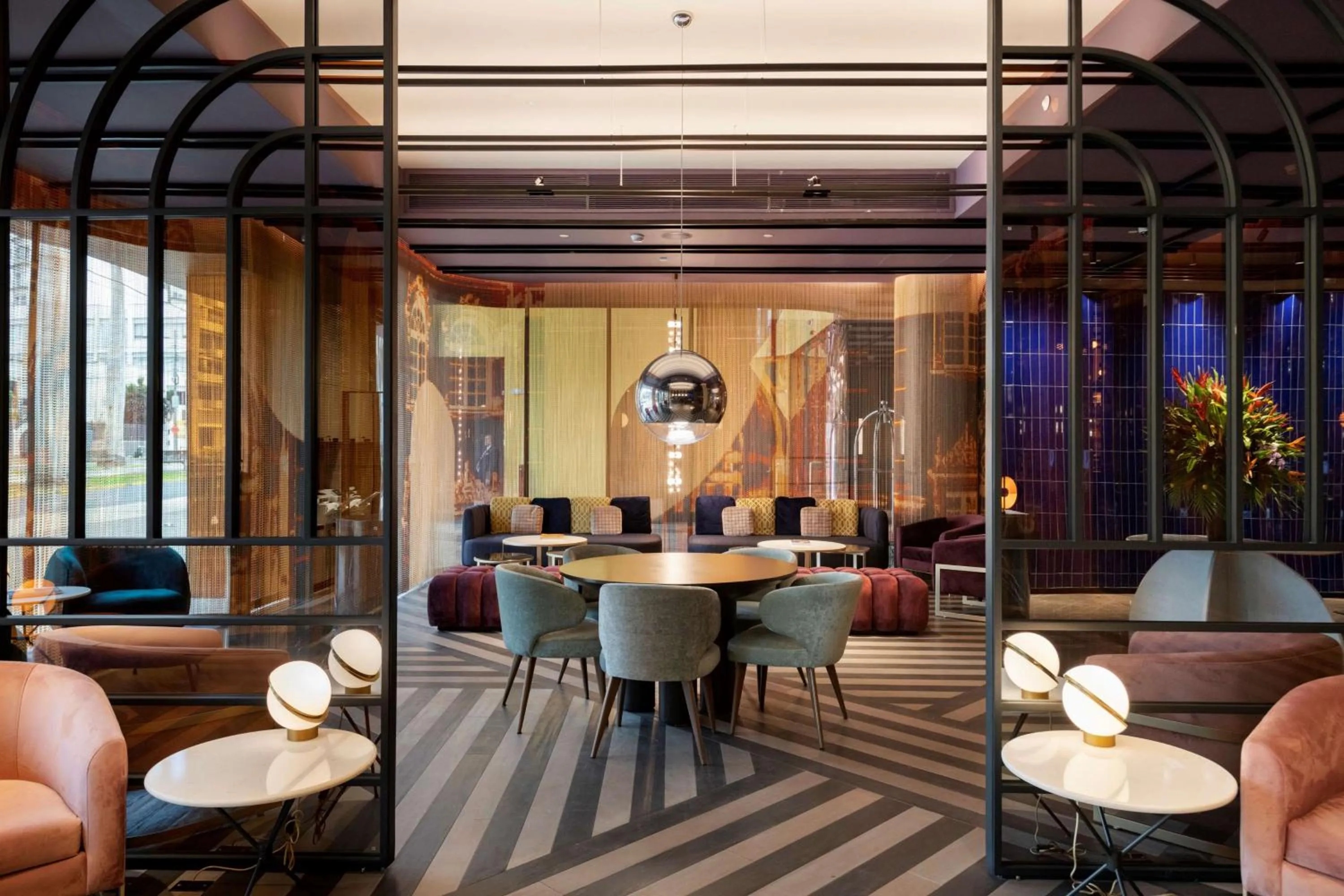 Lobby or reception in Doubletree By Hilton Lima San Isidro