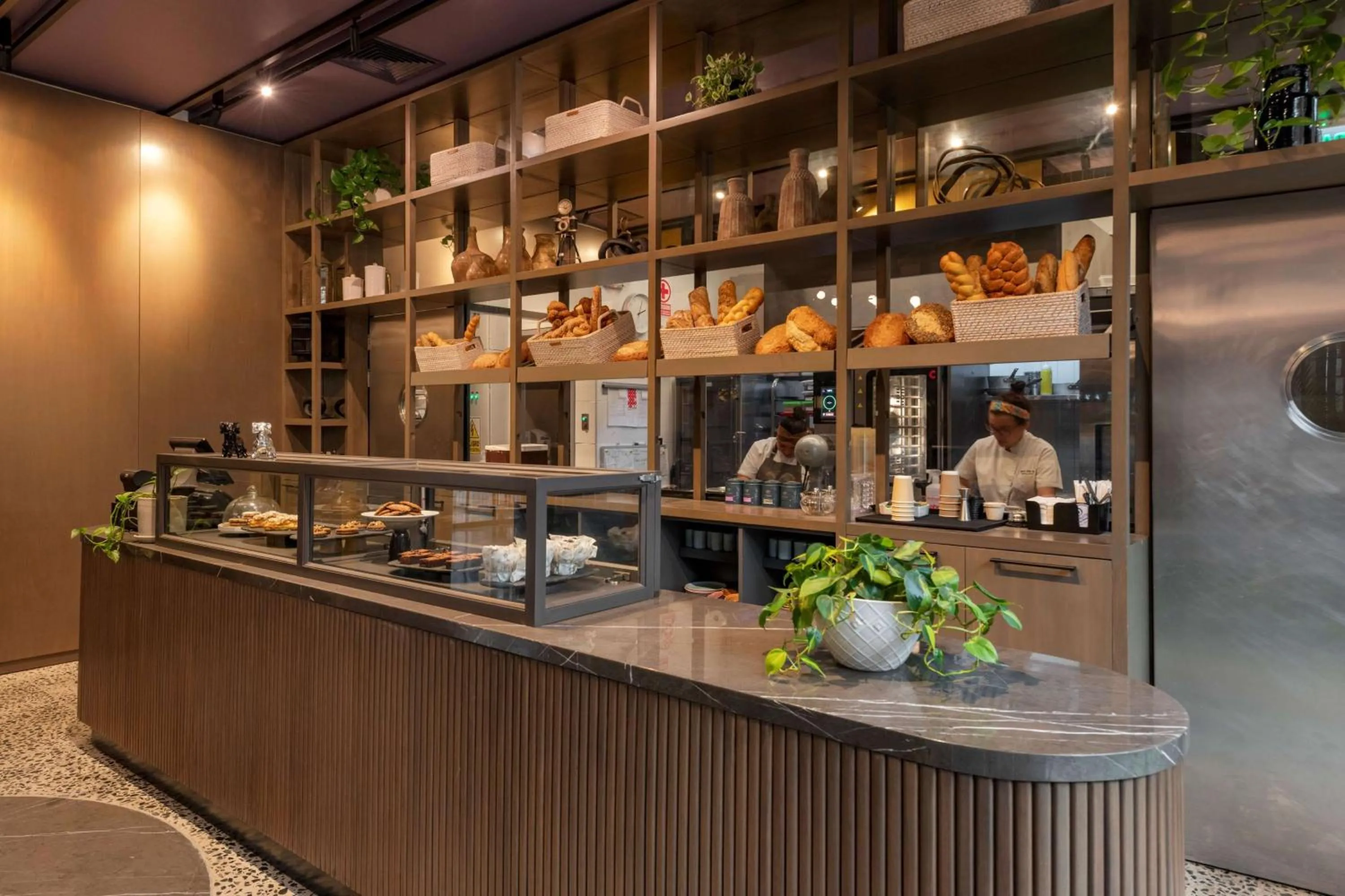 Lounge or bar in Doubletree By Hilton Lima San Isidro