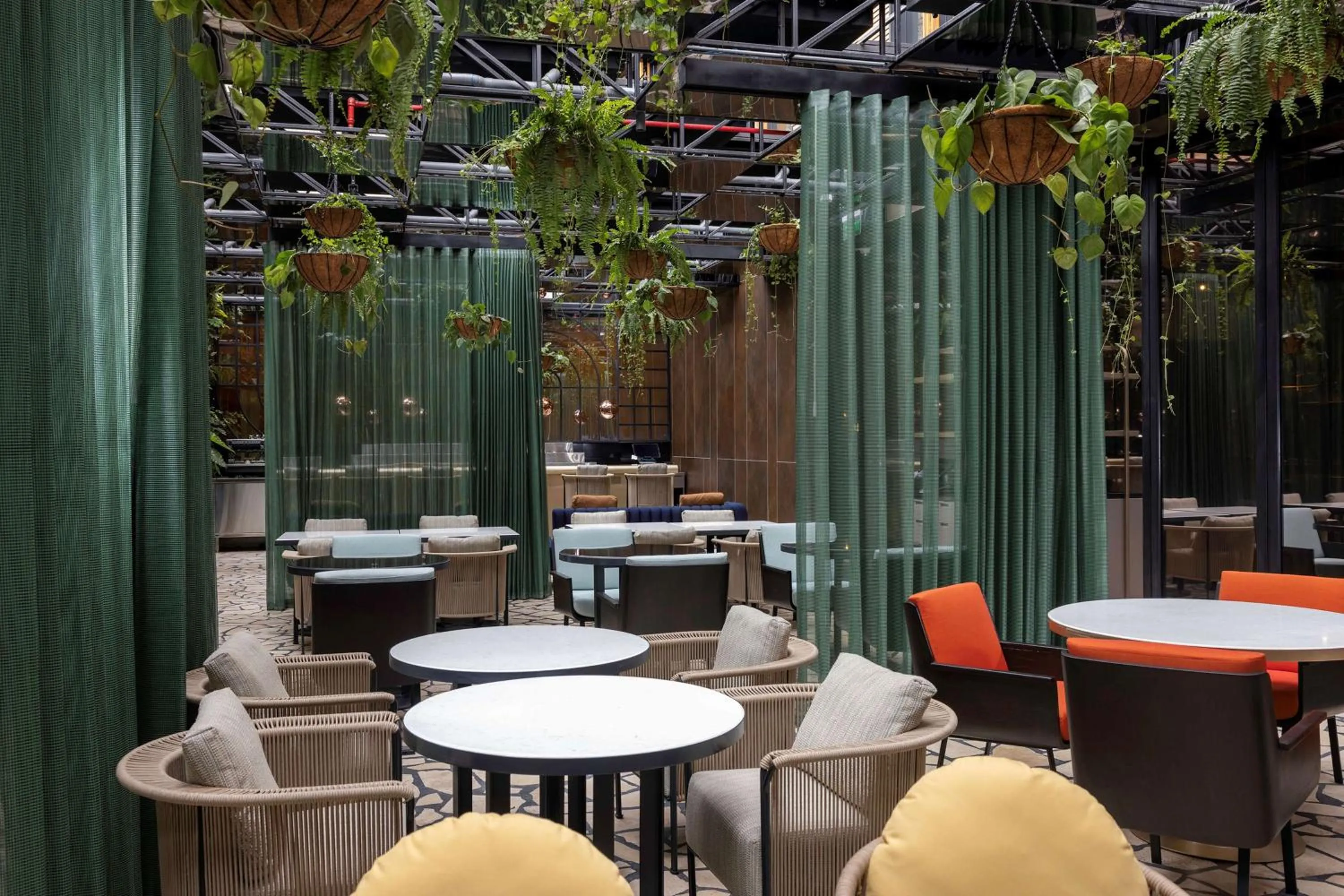 Restaurant/places to eat in Doubletree By Hilton Lima San Isidro