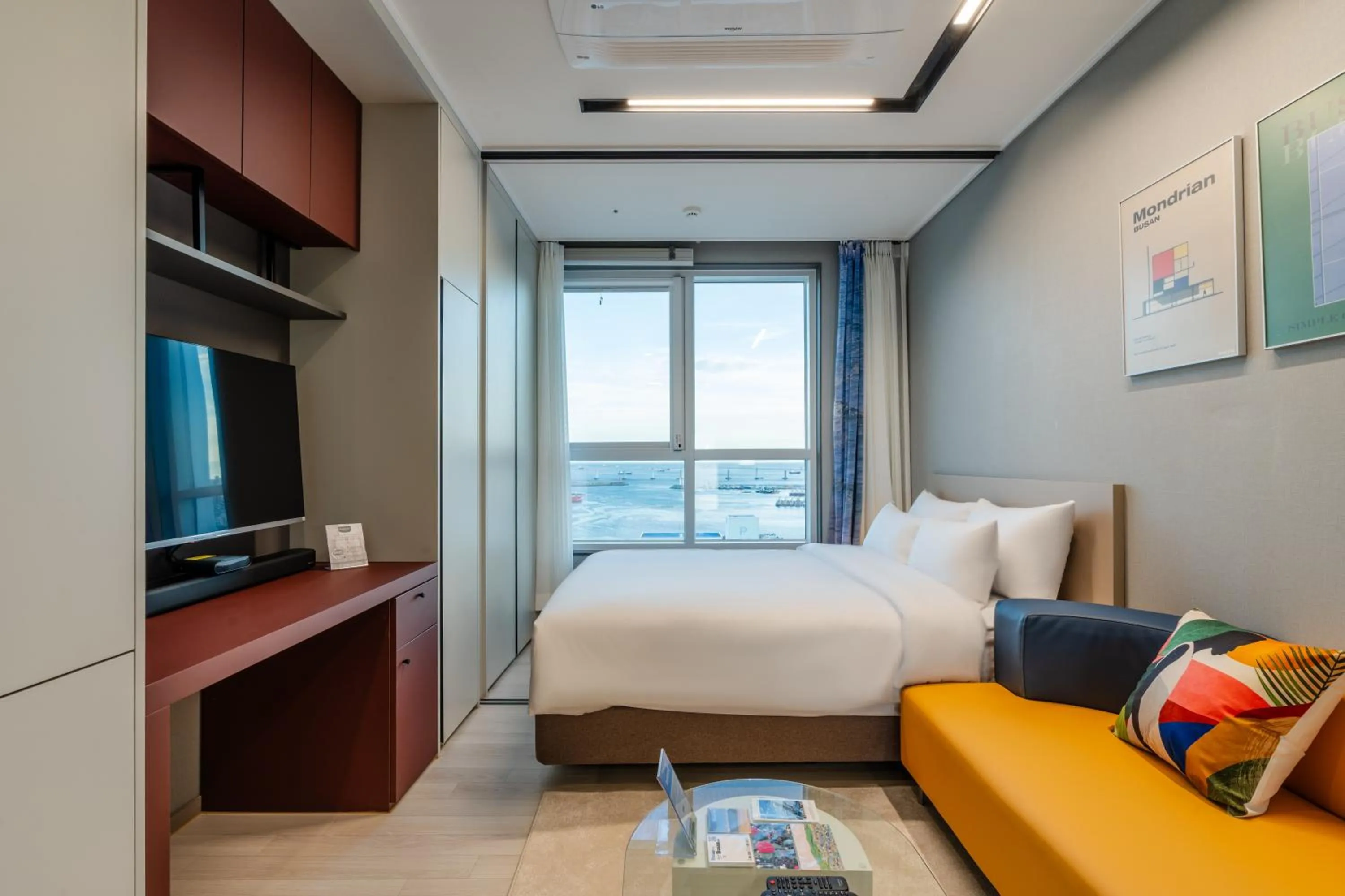 Photo of the whole room, Bed in Radiant Nampo Hotel