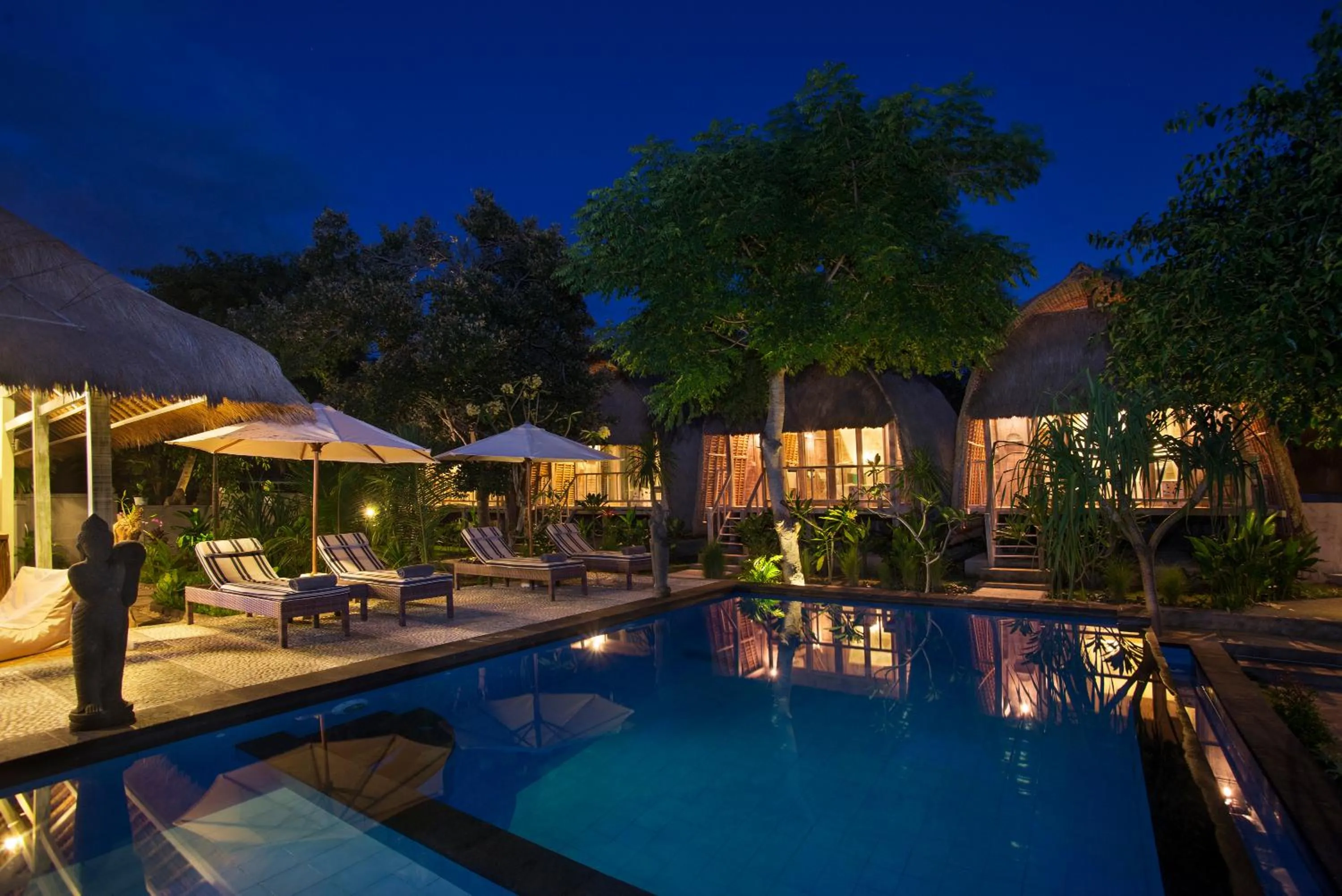 Night in Komodo Garden