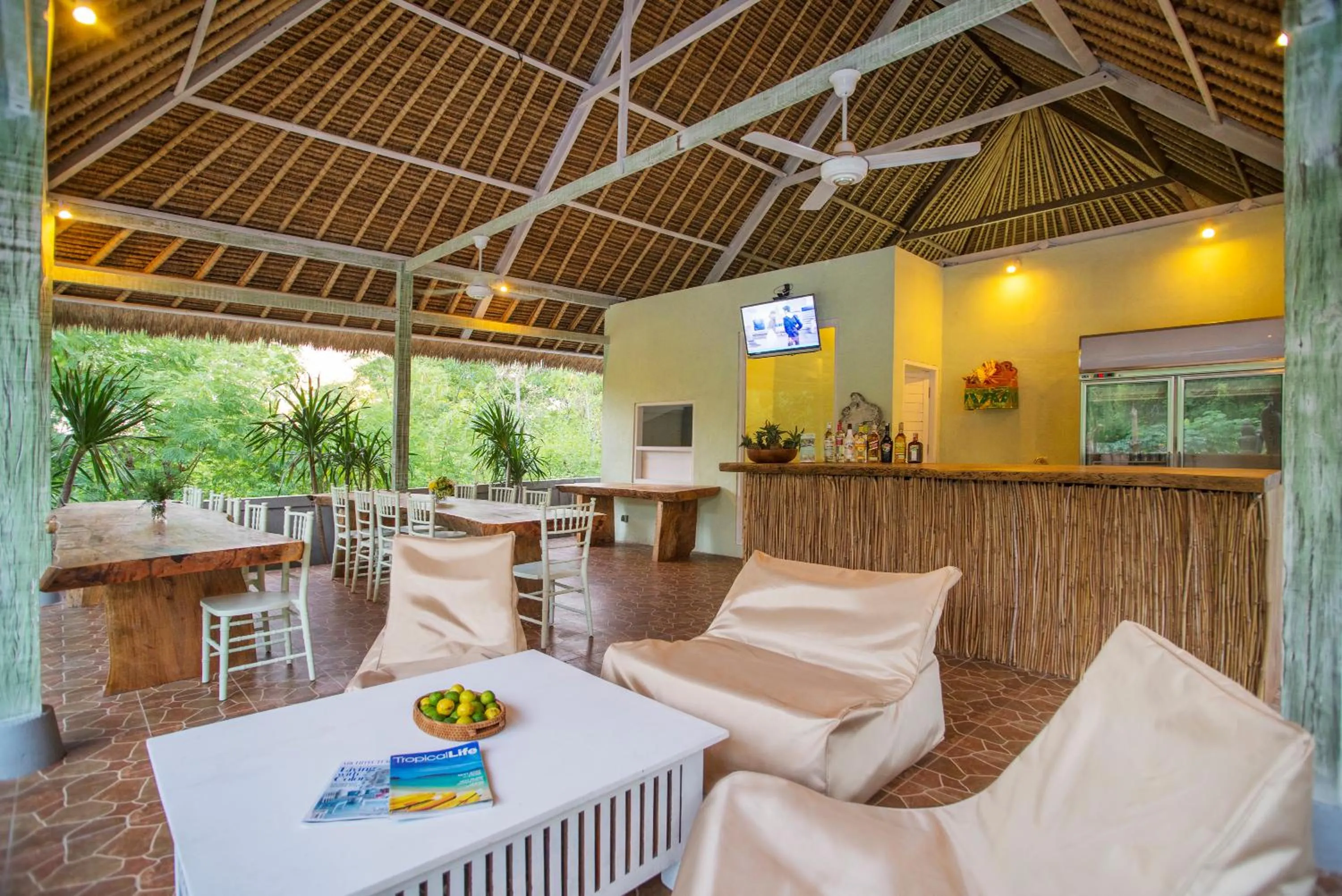 Lounge or bar in Komodo Garden