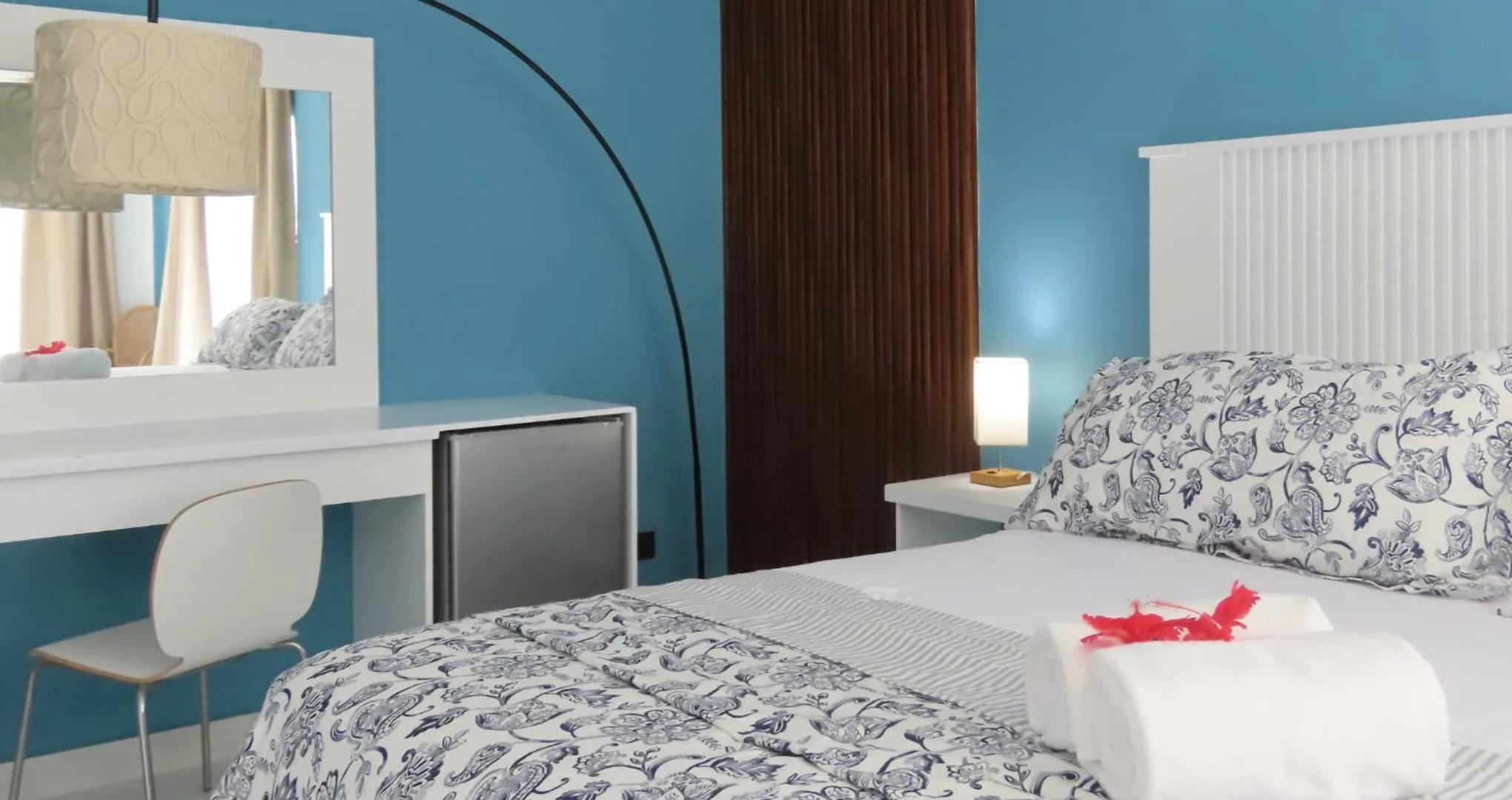 All Seasons Hotel