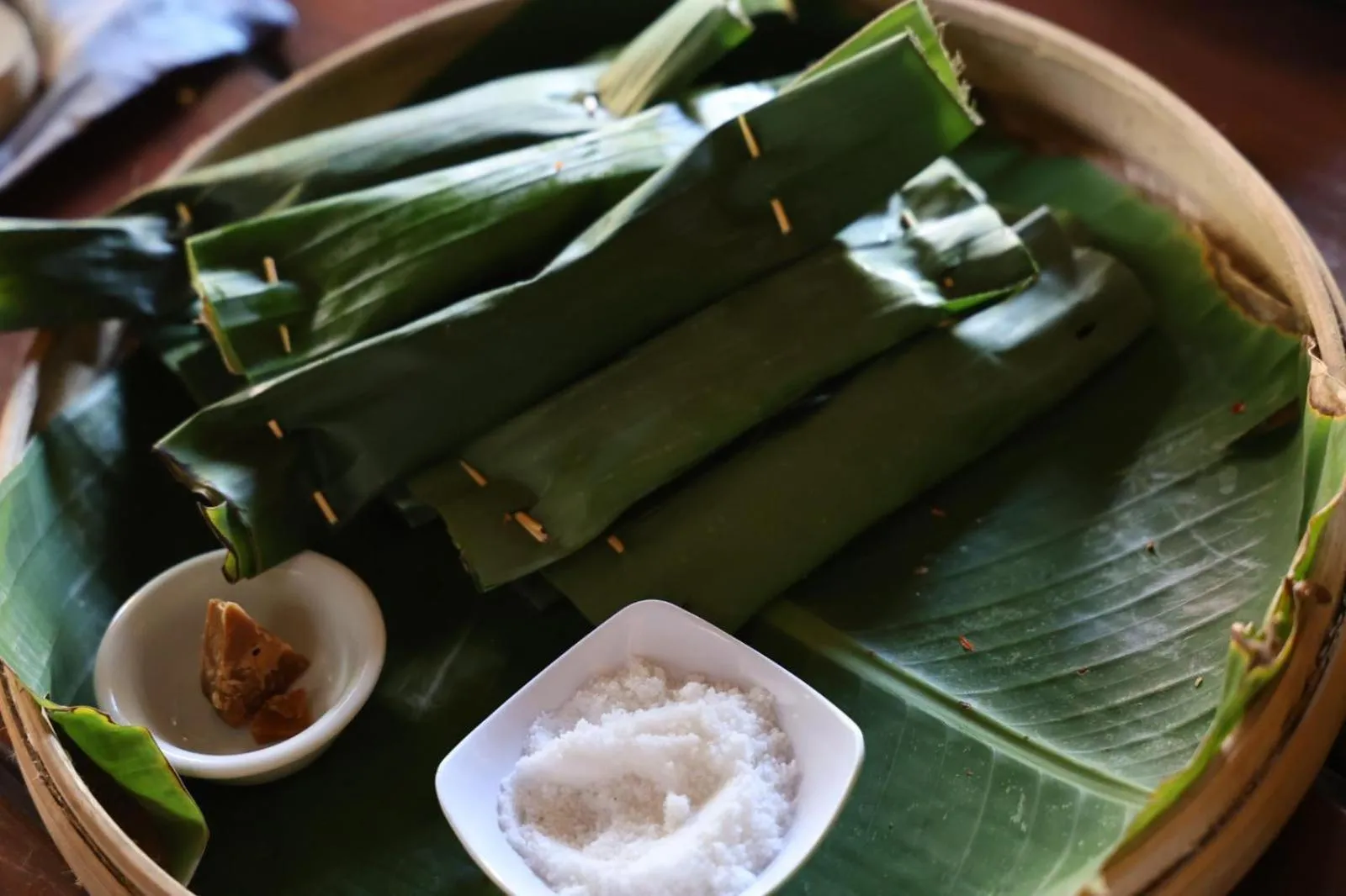 Restaurant/places to eat in ALOKA BAHARI Villas