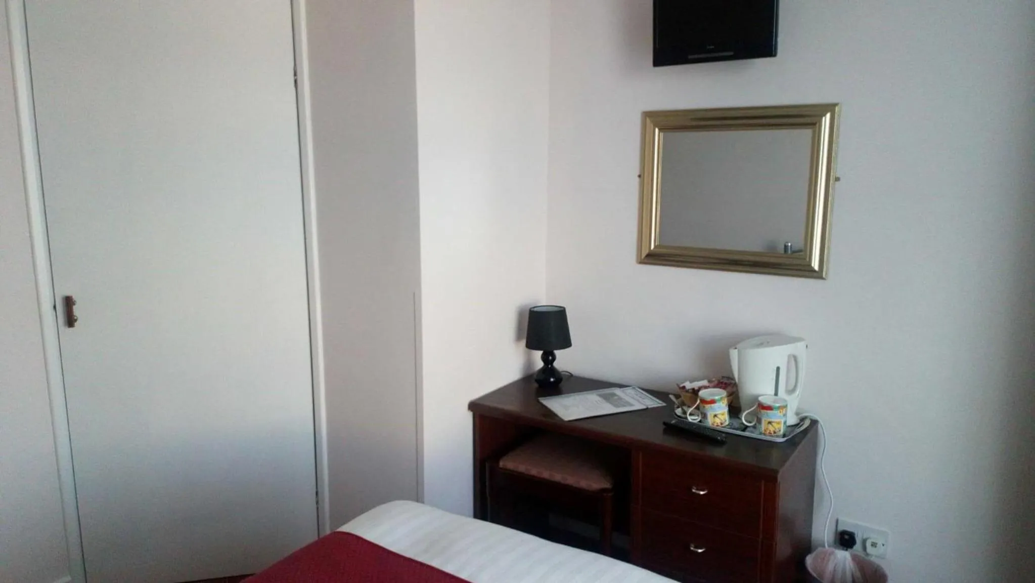 Bed in The Wilton International