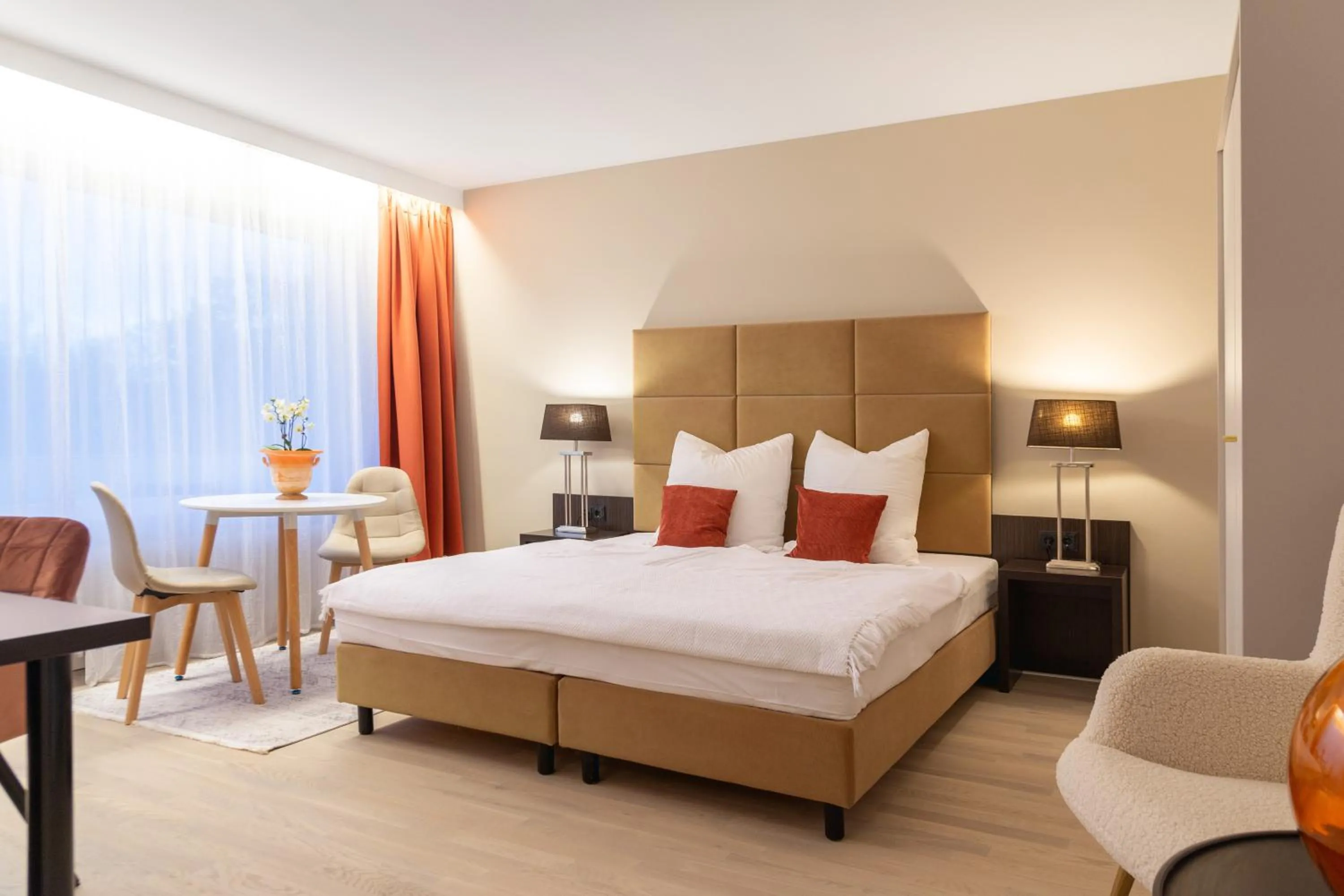 Photo of the whole room, Bed in Livingroom Mathildenhöhe