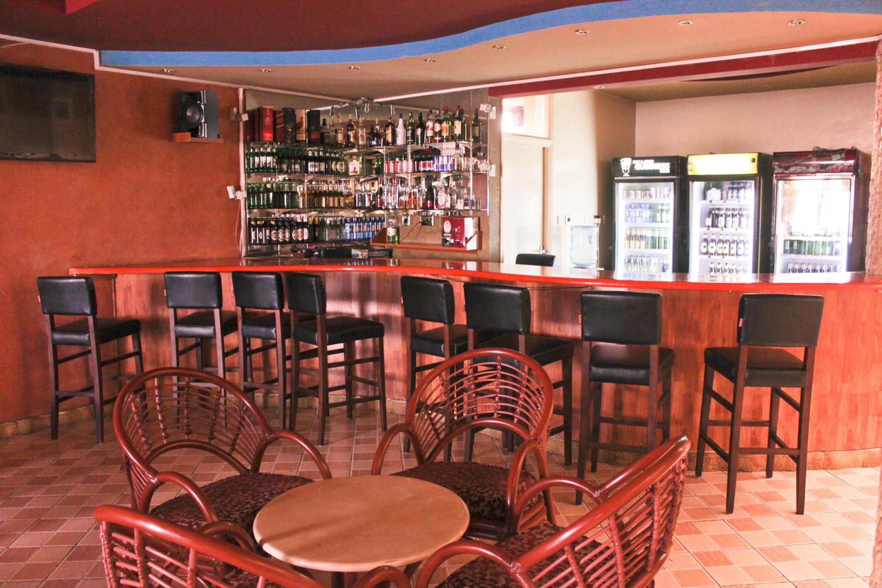 Lounge or bar in Pearl Palace Hotel