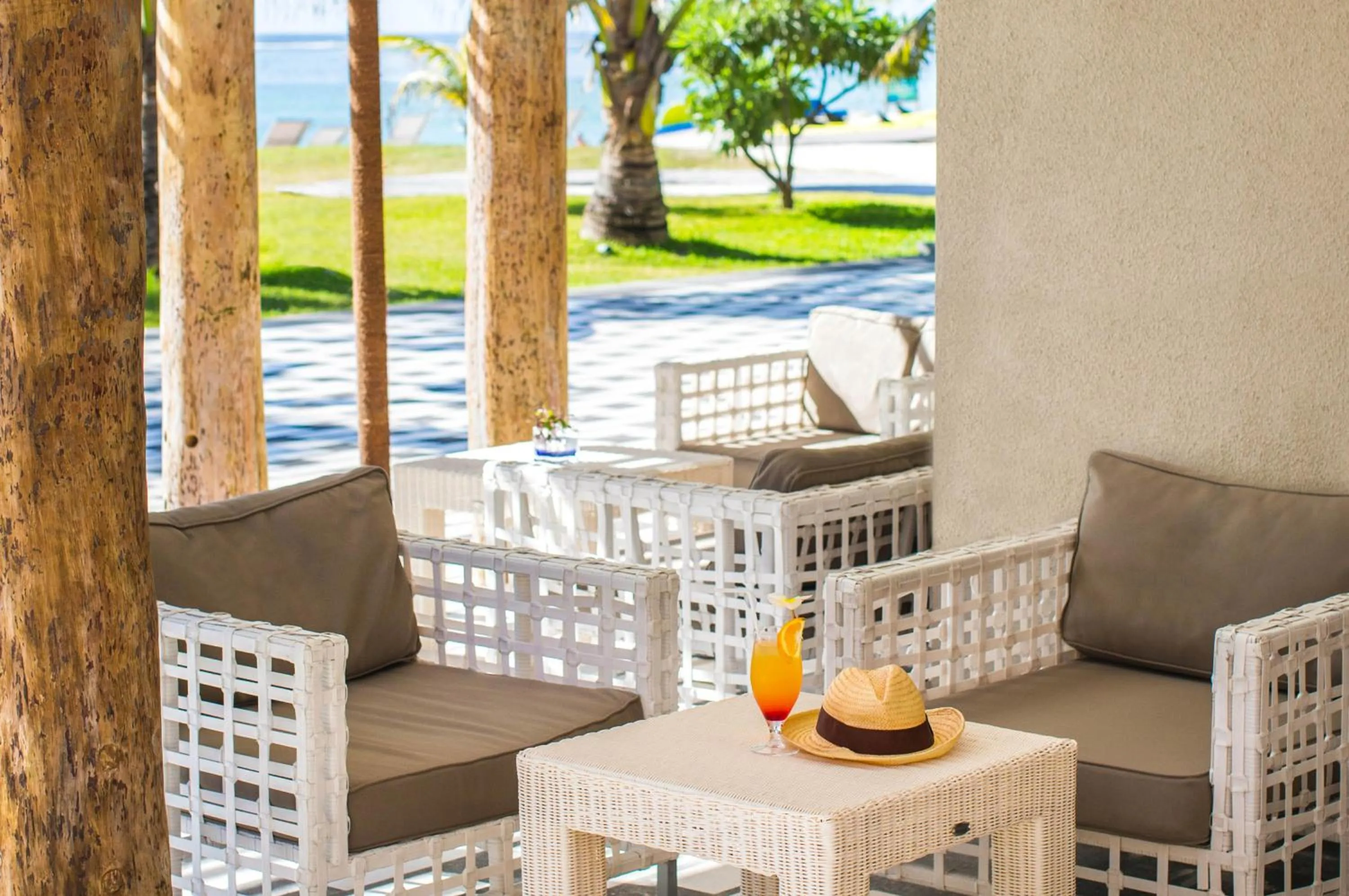 Lobby or reception in Crystals Beach Resort Belle Mare, a member of Radisson Individuals