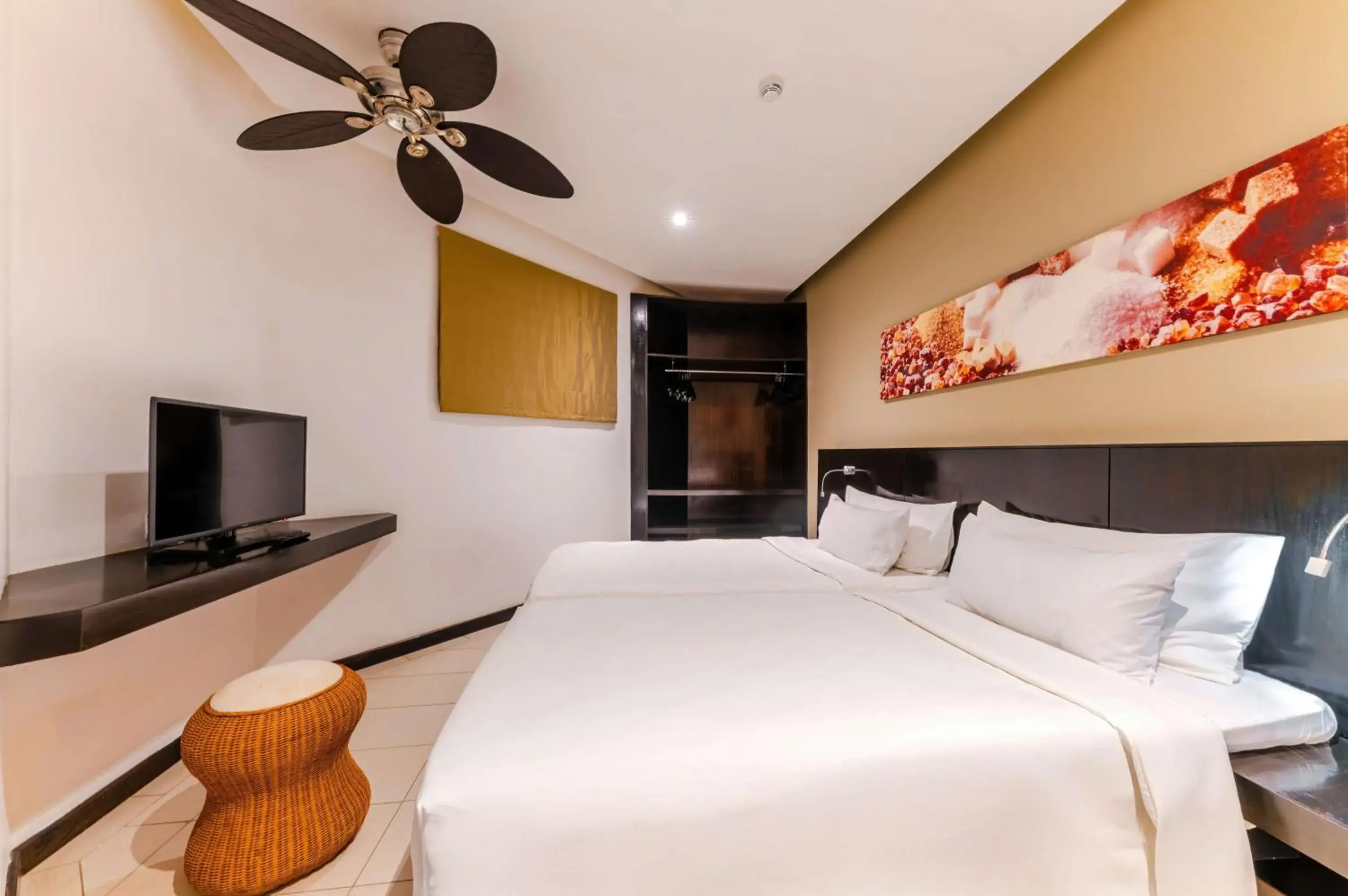 Photo of the whole room, Bed in Crystals Beach Resort Belle Mare, a member of Radisson Individuals Photo of the whole room, Bed in Crystals Beach Resort Belle Mare, a member of Radisson Individuals