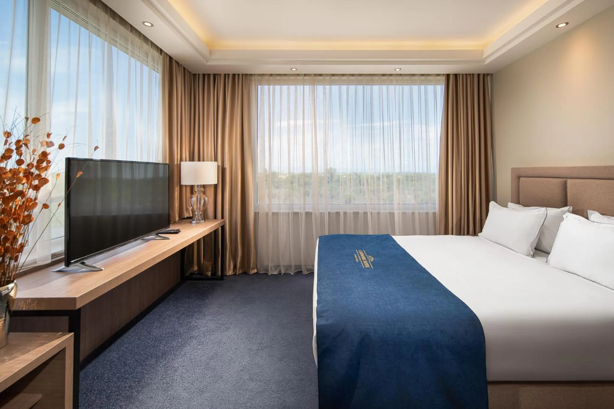 Bed in Landmark Creek Hotel Plovdiv