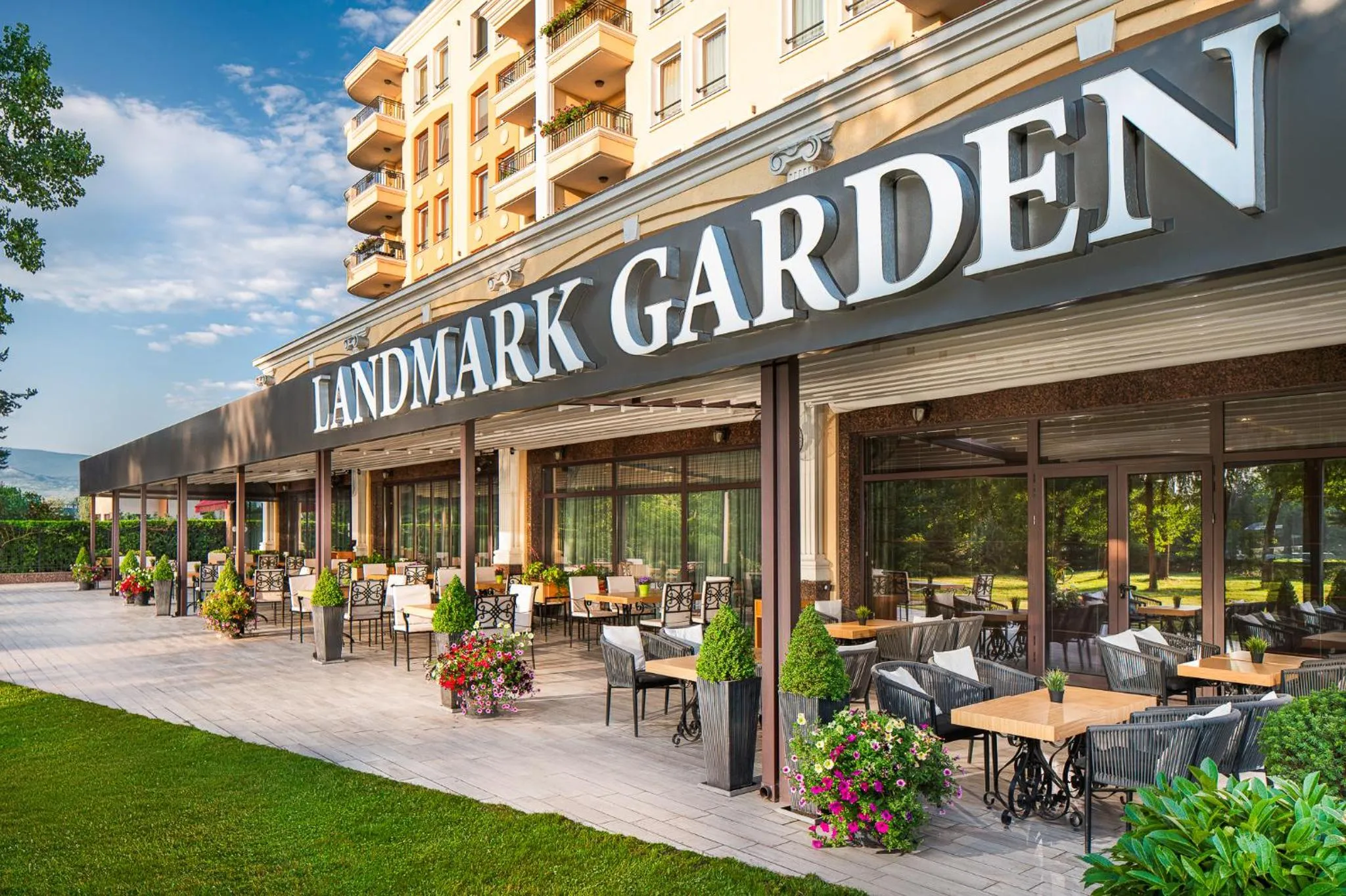 Restaurant/places to eat in Landmark Creek Hotel Plovdiv