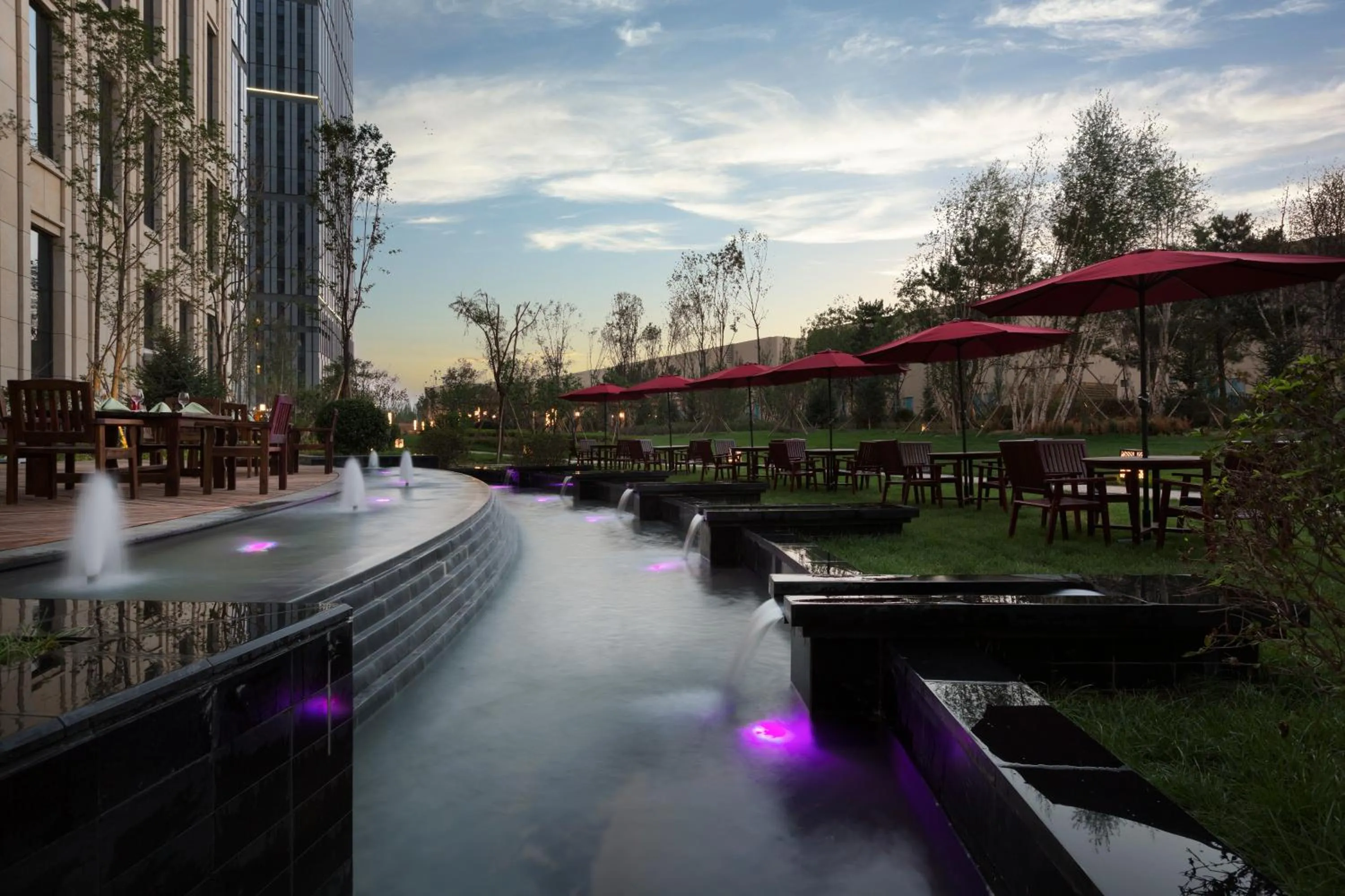 Facade/entrance in Wanda Realm Chifeng Hotel